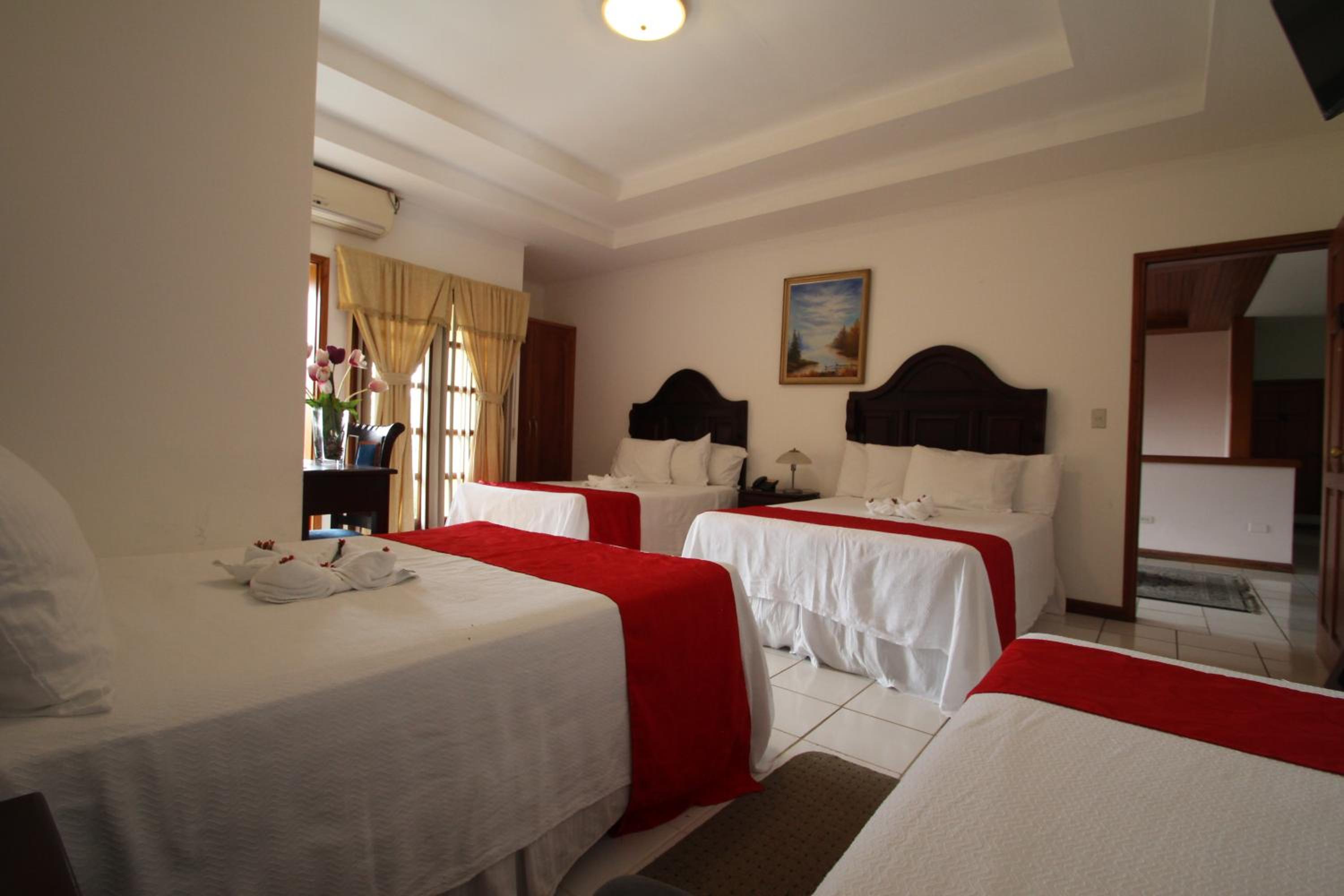 Quadruple Room photo 3