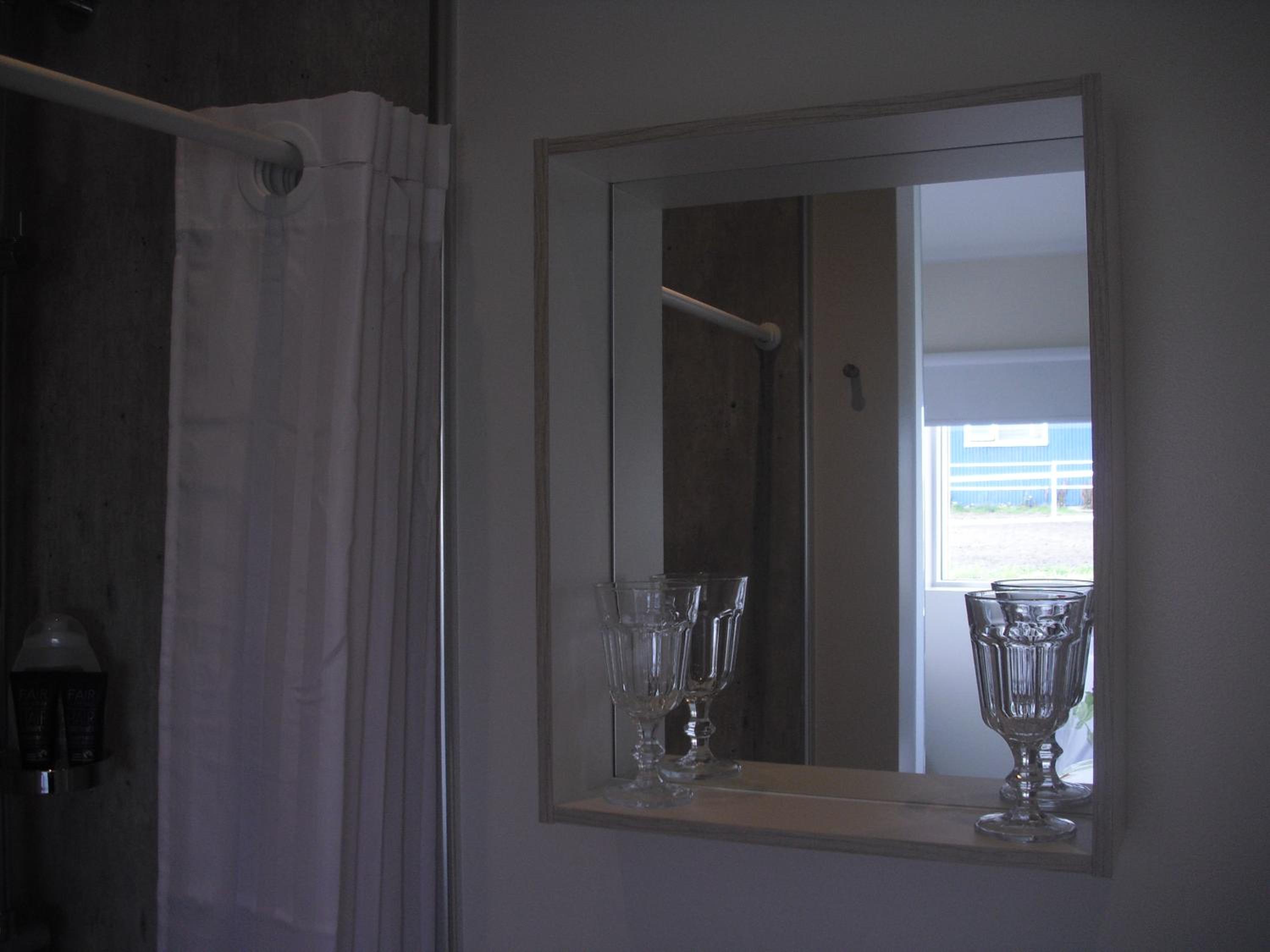 Double or Twin Room with Private Bathroom - Photo 15