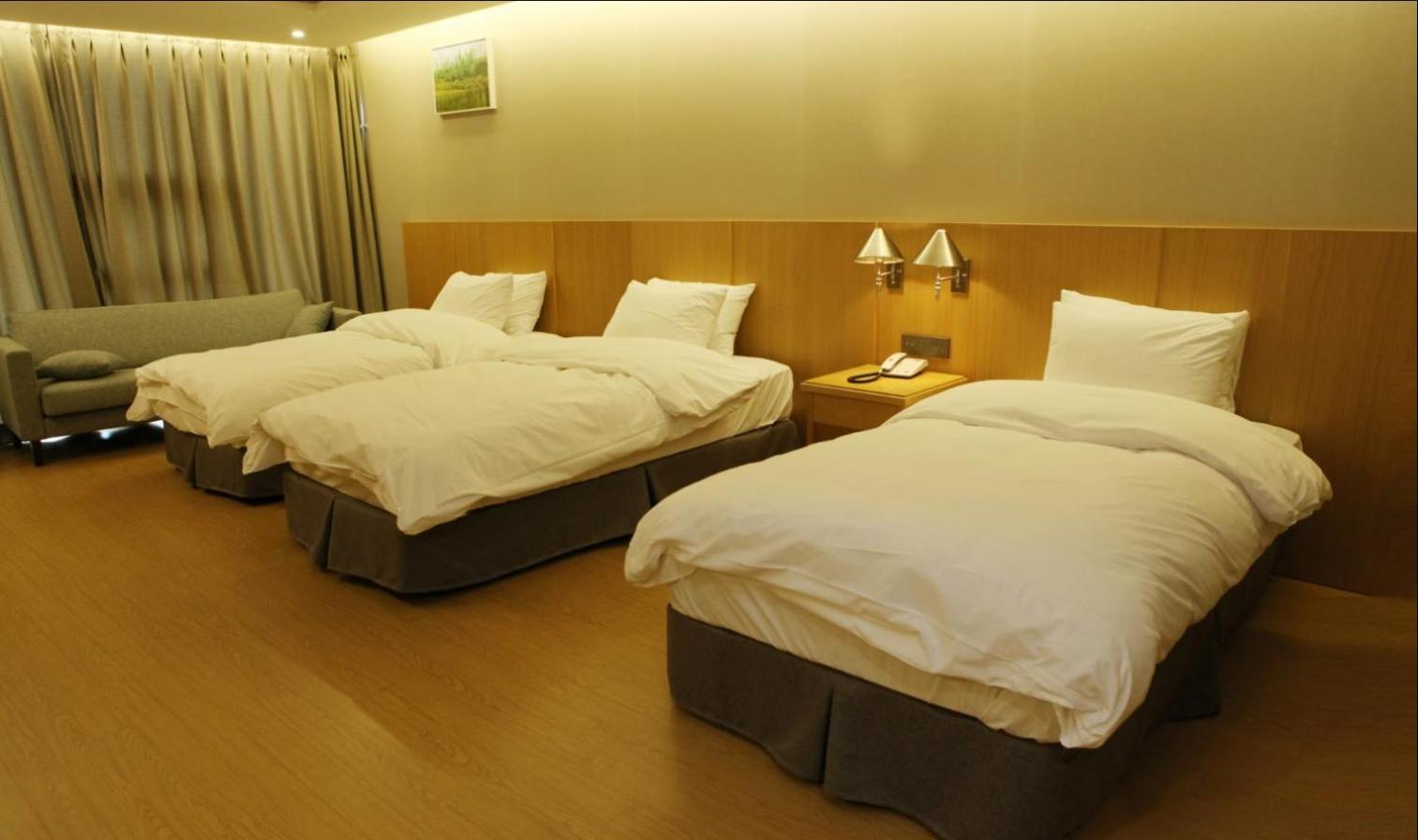 Standard Triple Room photo 3