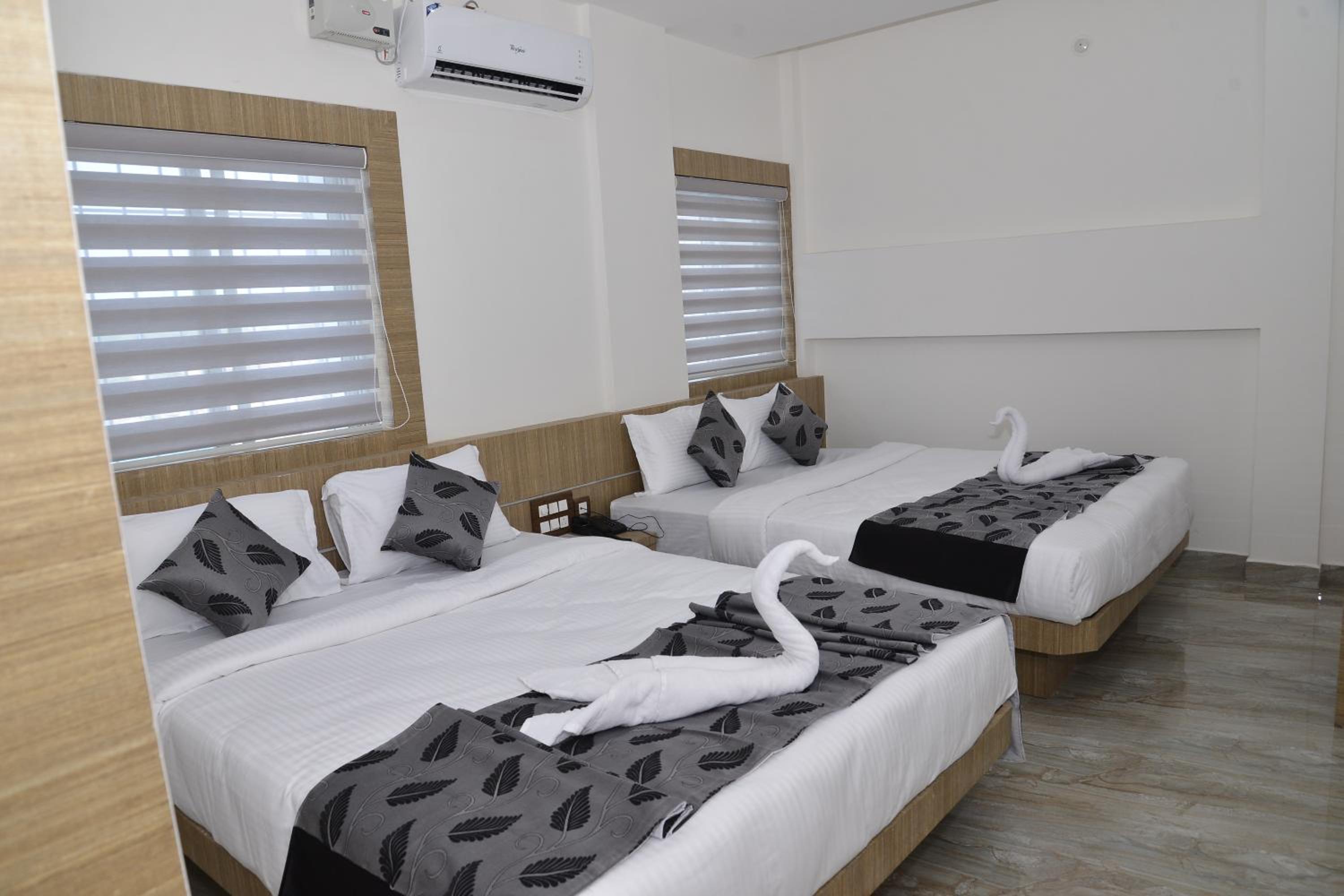 Deluxe Quadruple Room photo 1