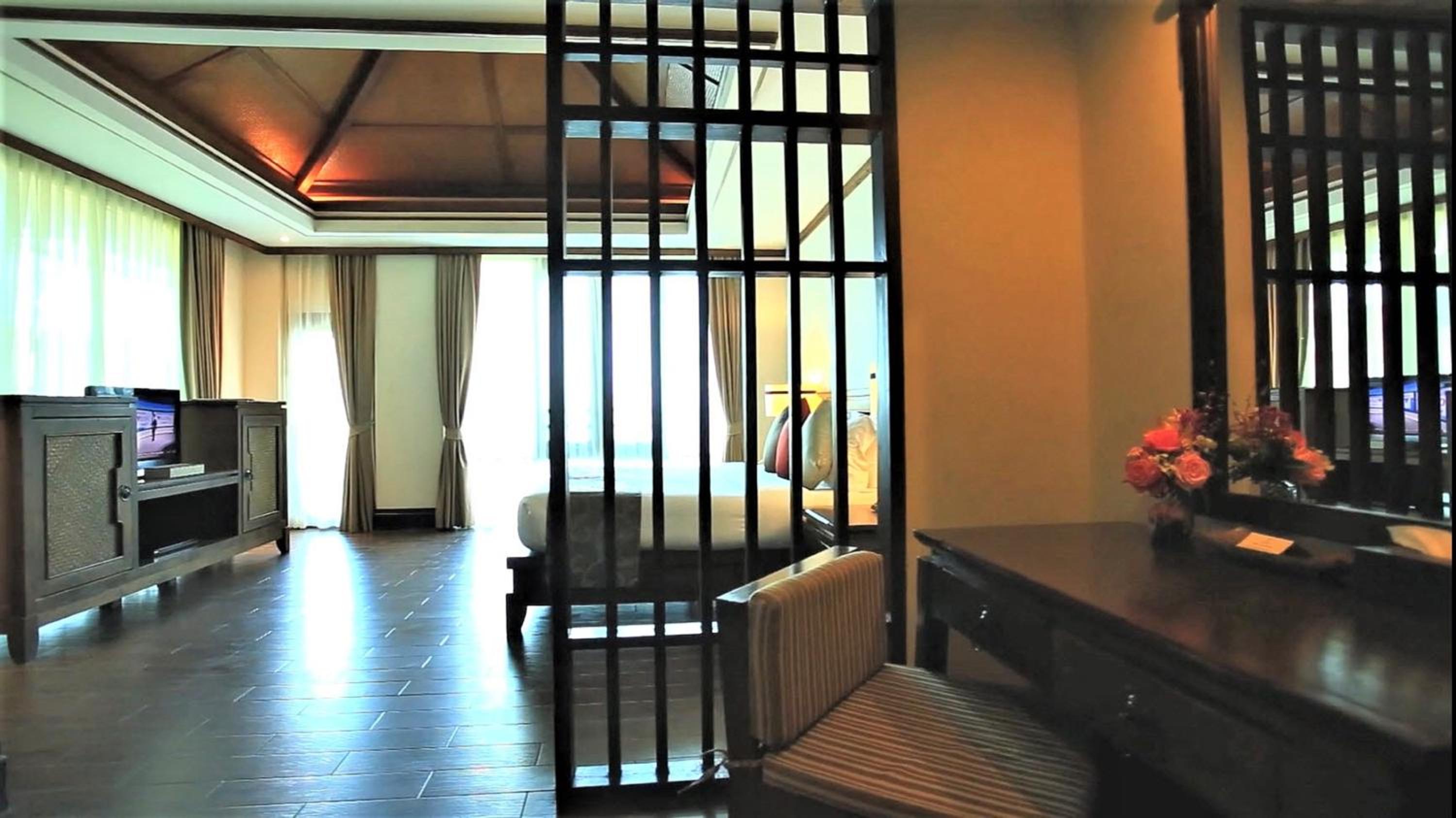 Deluxe Double Room - Photo 8