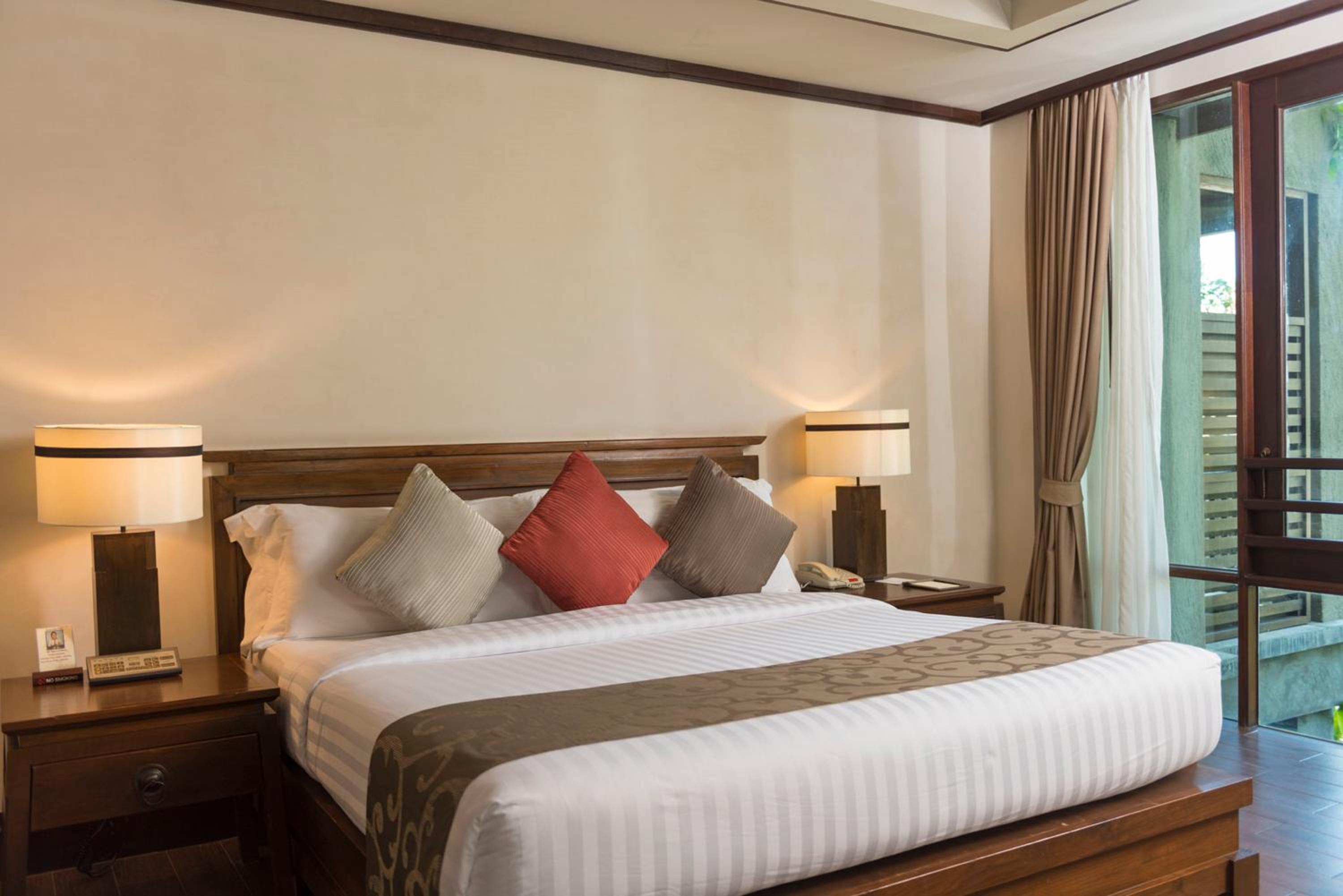 Deluxe Double Room - Photo 10