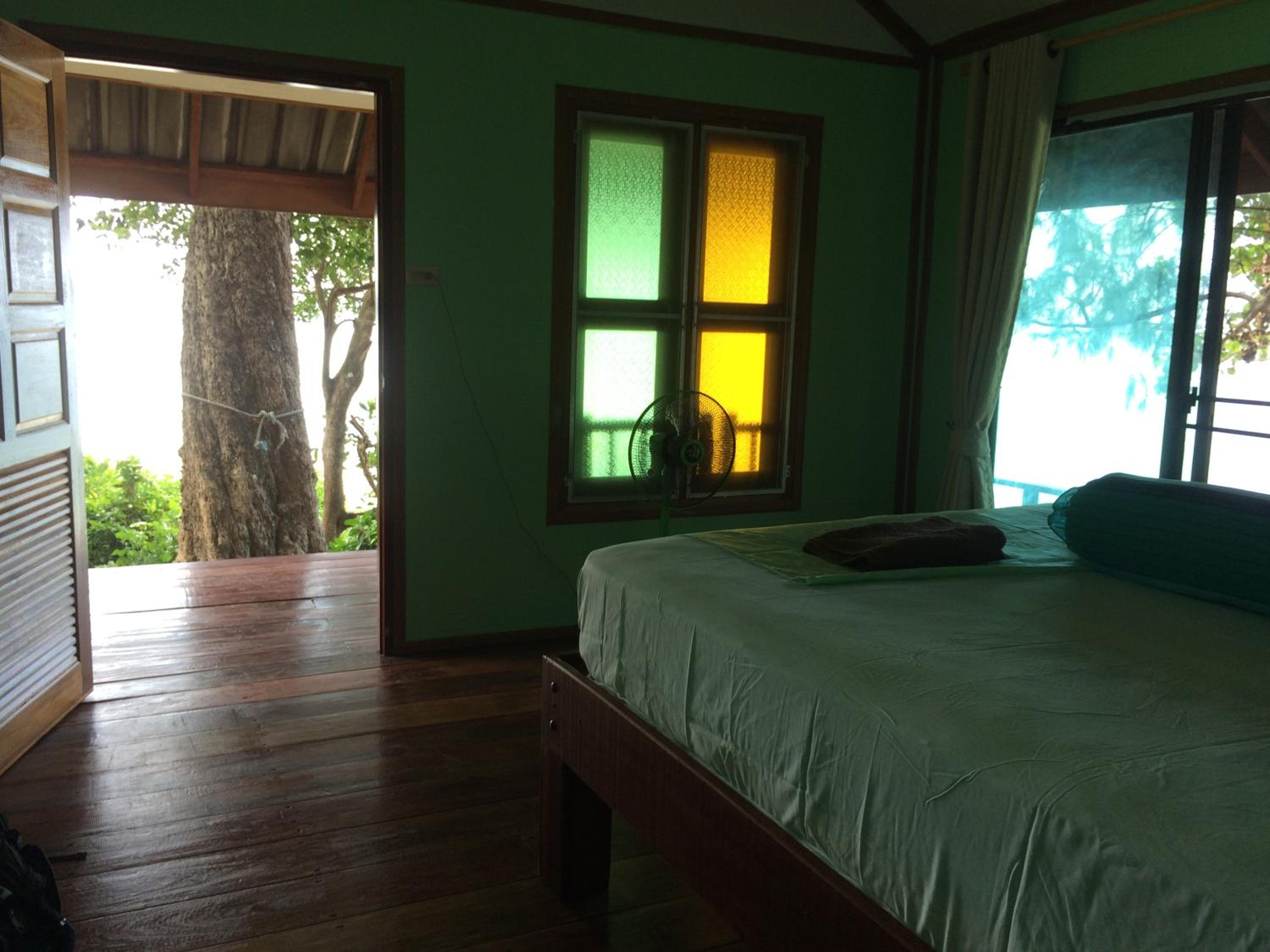 Bamboo Bungalow - Beachfront Panorama View A - Fan photo 3