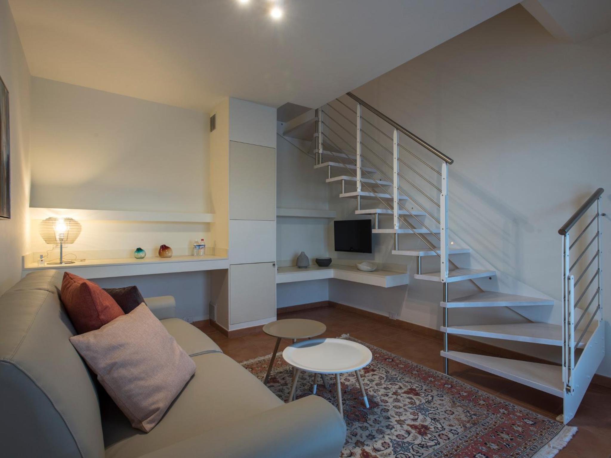 Triple Room (2 Adults + 1 Child) photo 3