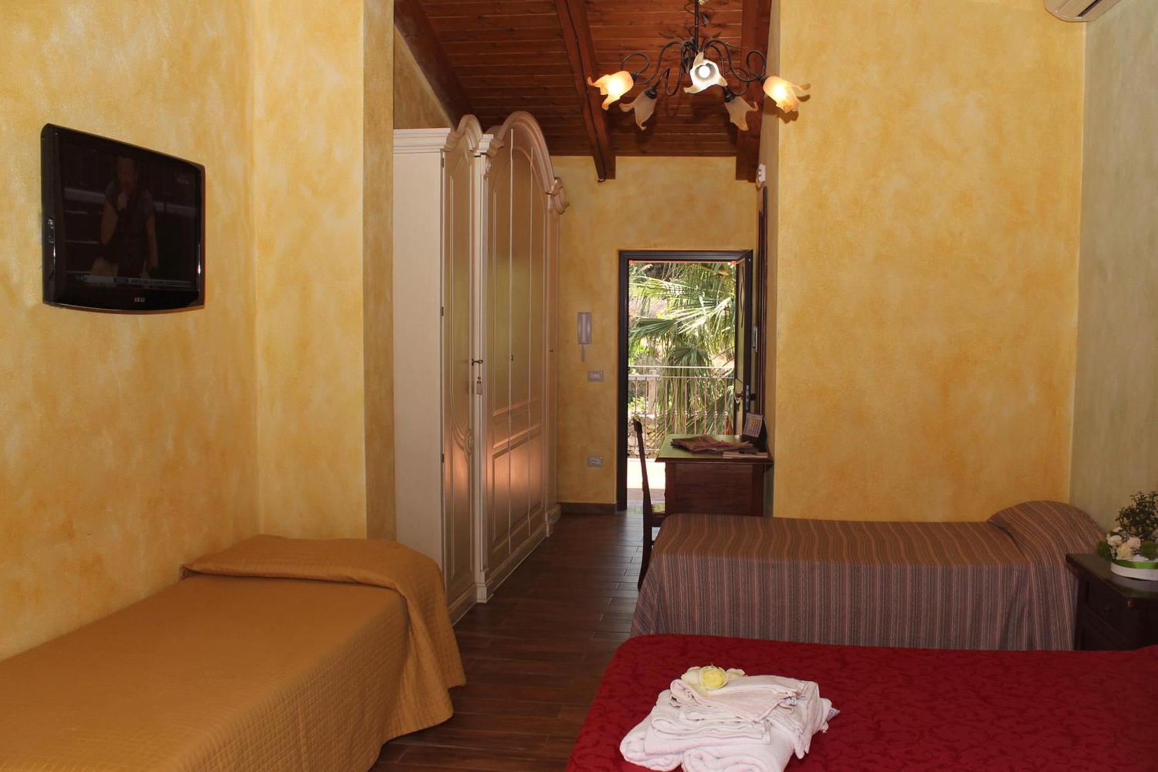 Studio with Sea View photo 2