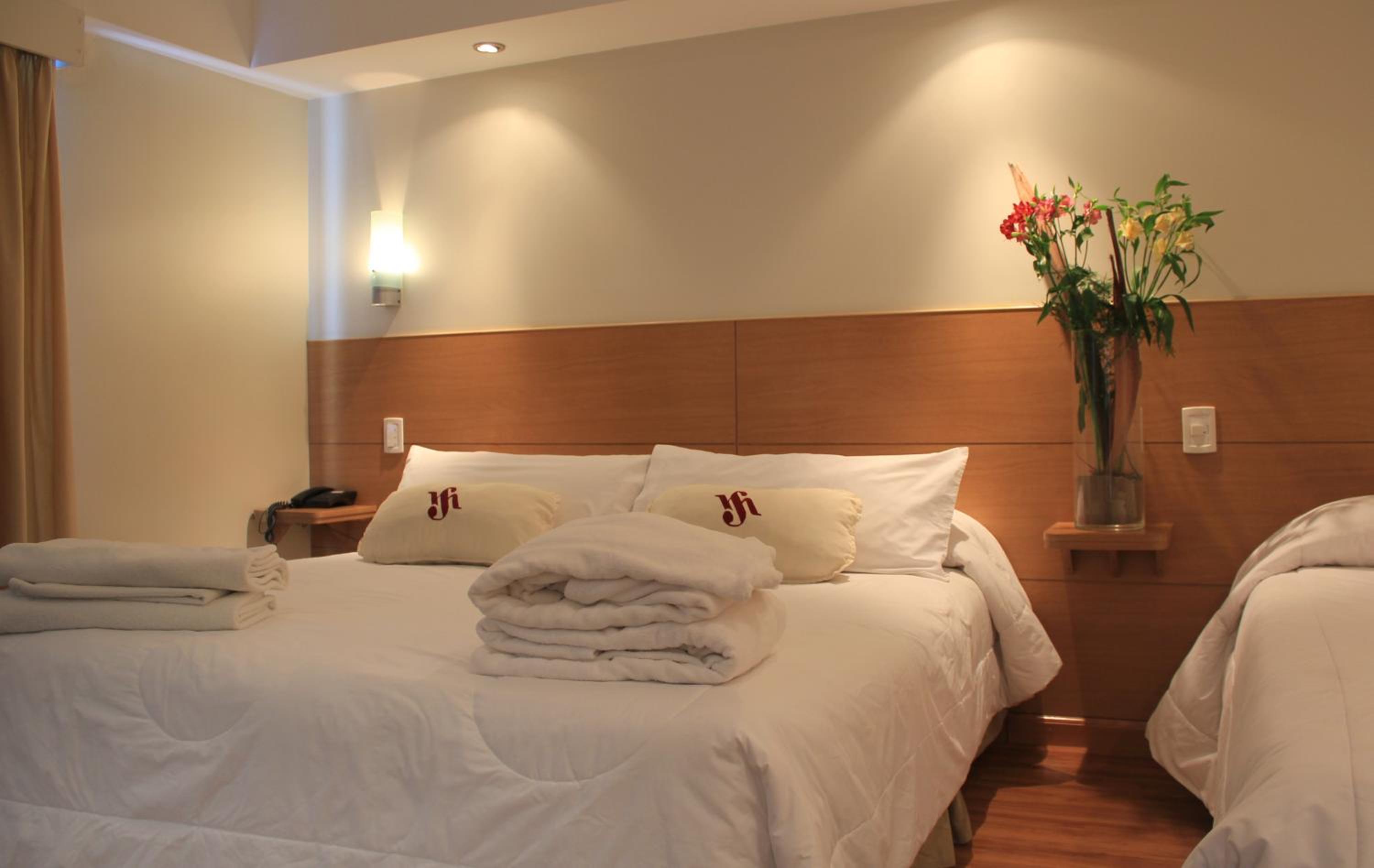 Double or Twin Room photo 3