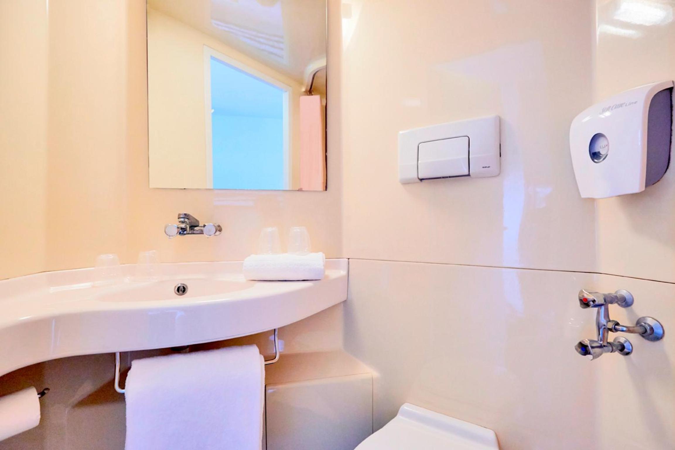 Triple Room - Photo 5