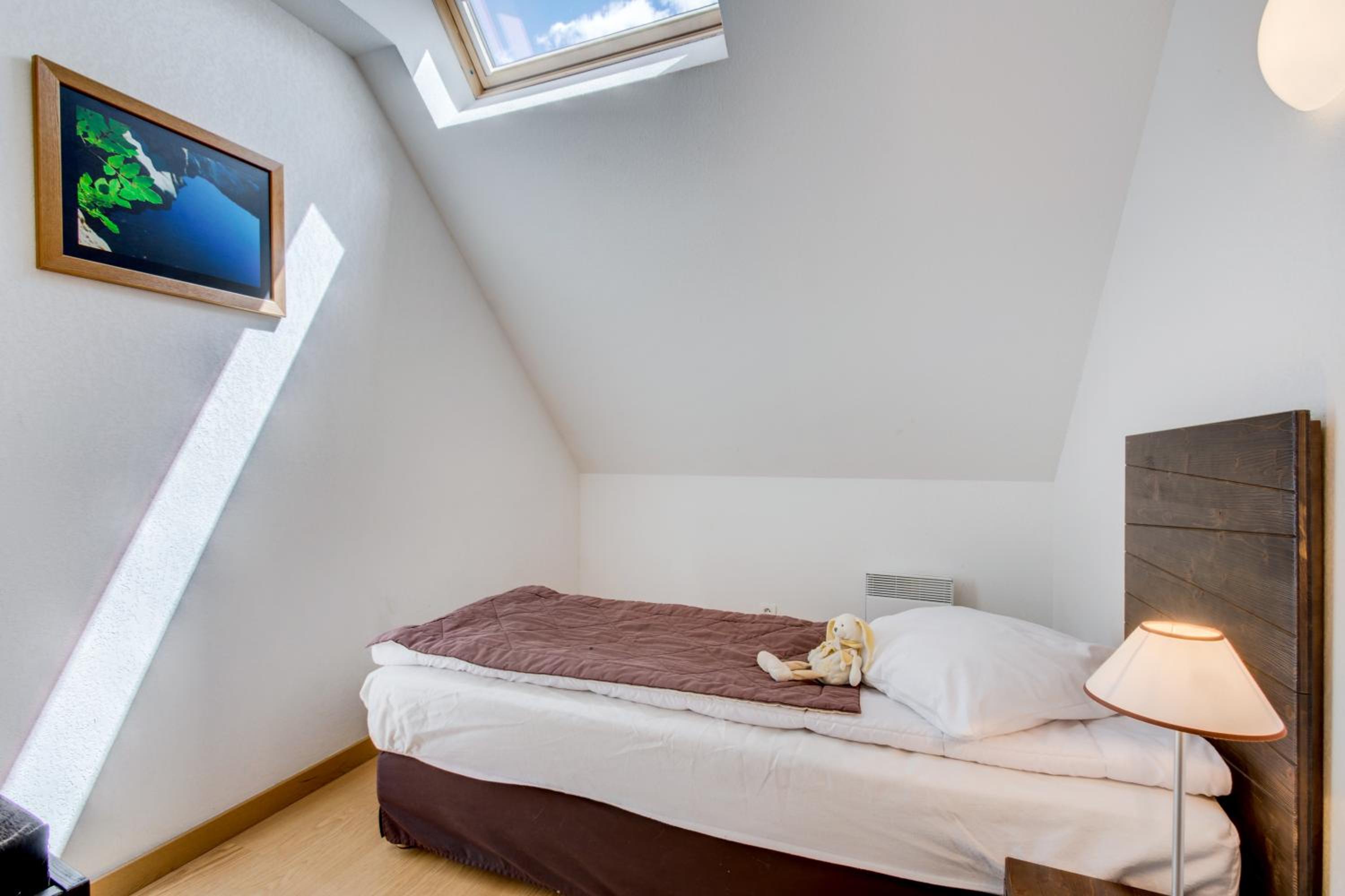 2 Bedroom Apartment with sleeping area for 7 people - Photo 3