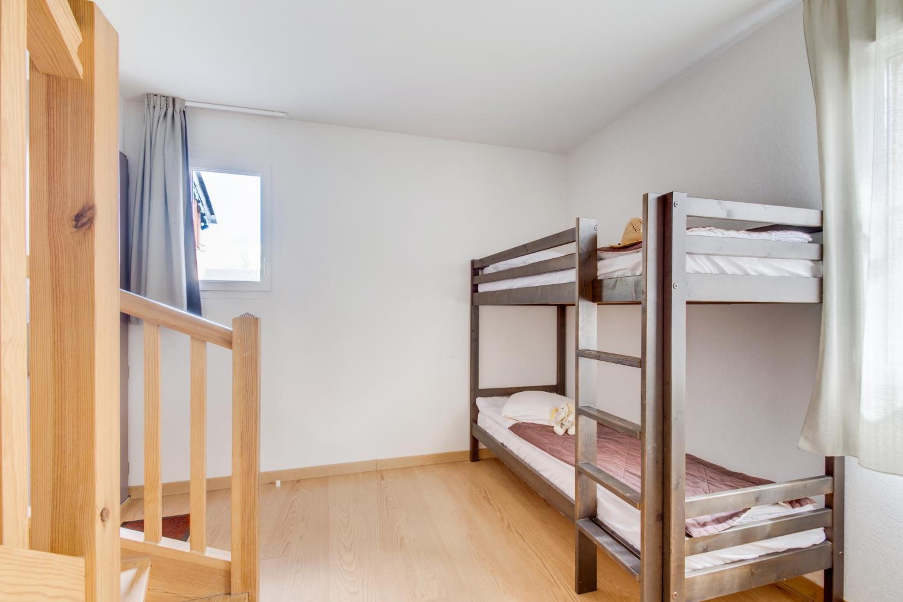 2 Bedroom Apartment with sleeping area for 8 people