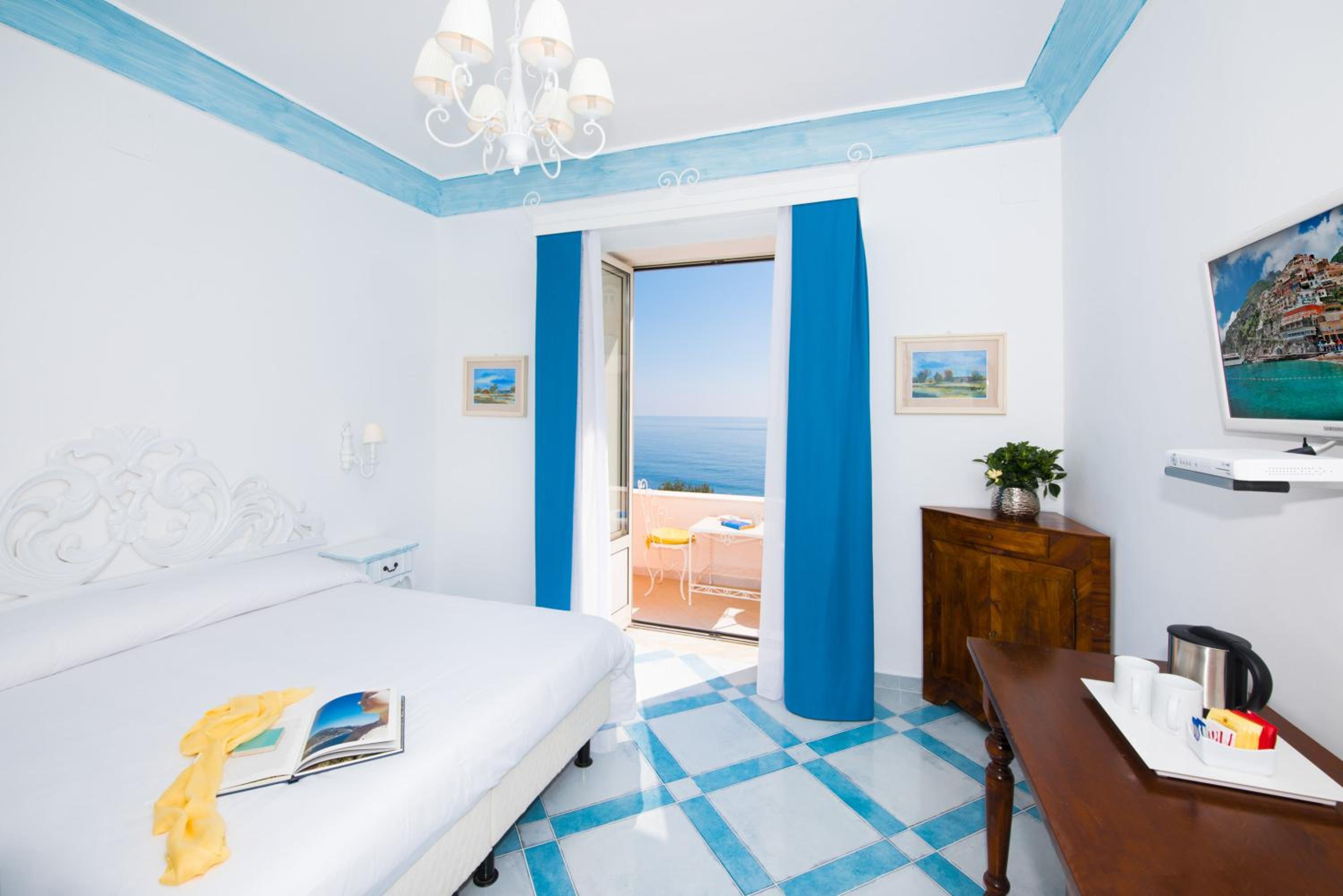Studio with Sea View photo 3