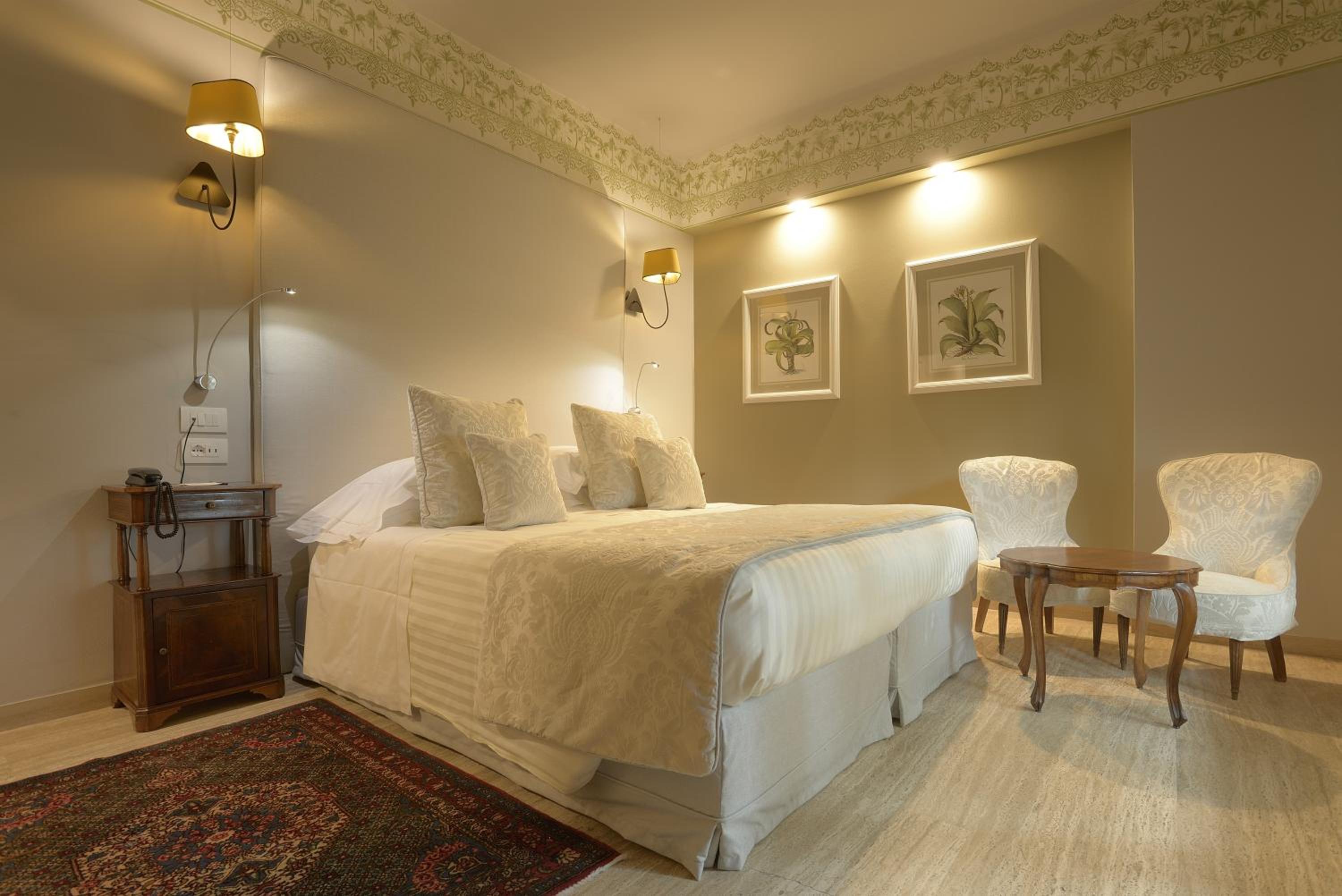 Standard Double Room - Photo 2