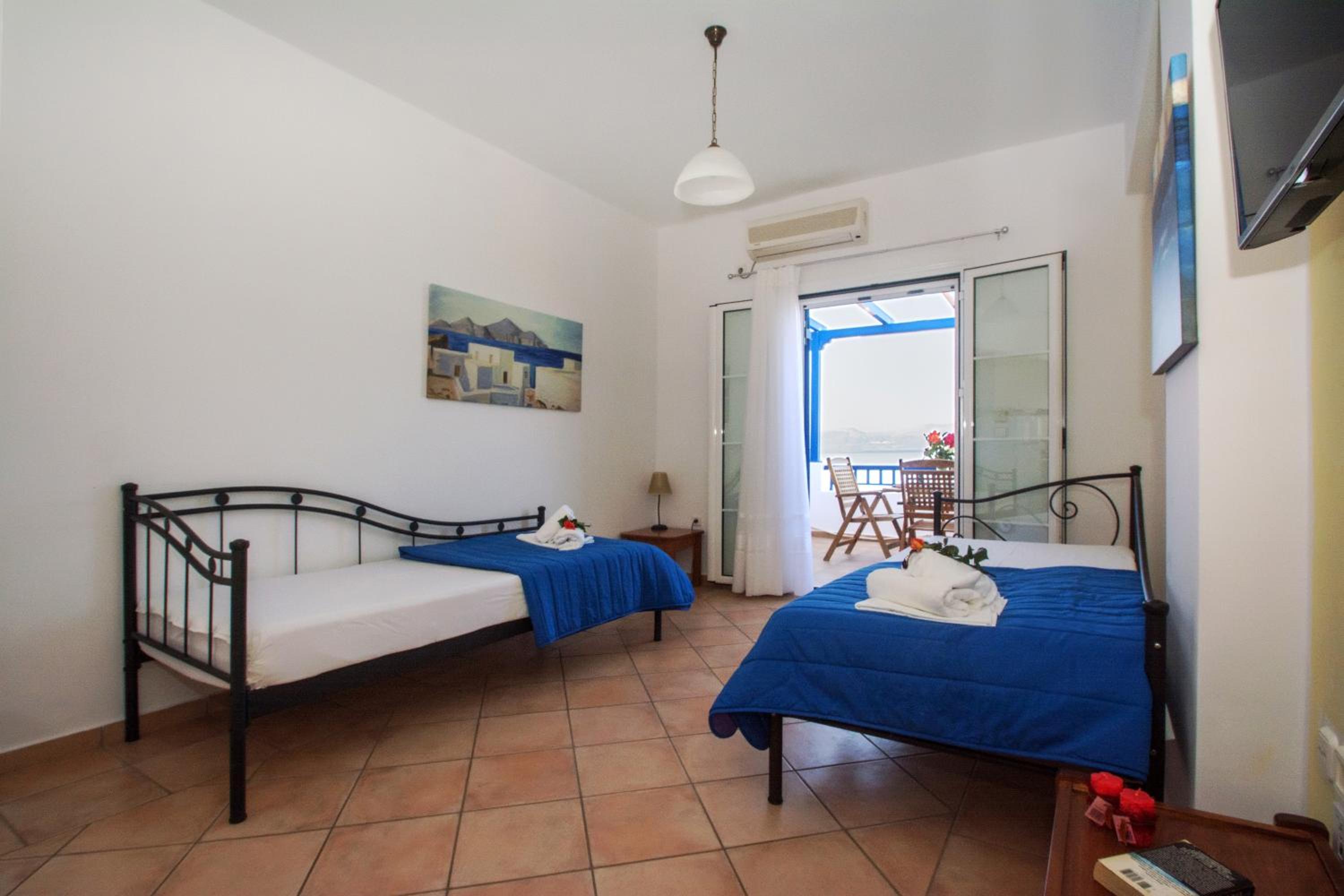 Two-Bedroom Apartment with Sea View photo 2