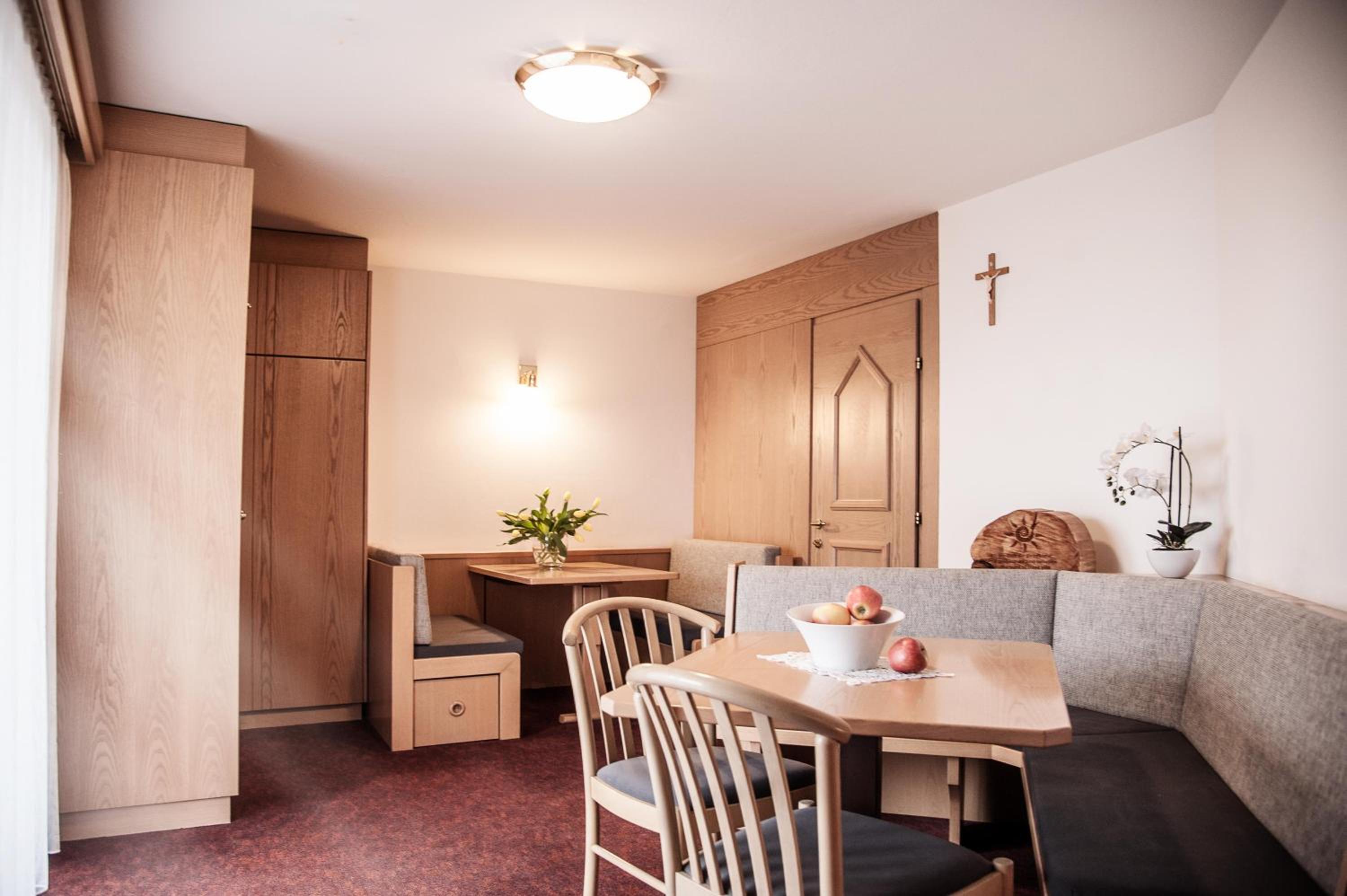 Two-Bedroom Apartment (4 Adults) photo 2