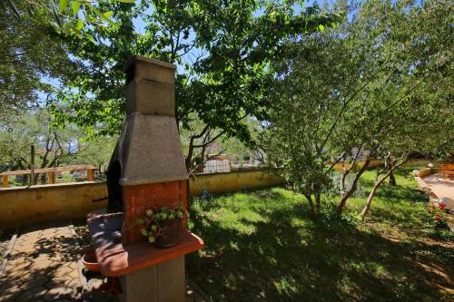 Standard Two-Bedroom Apartment with Private Garden and BBQ (5 Adults) photo 1