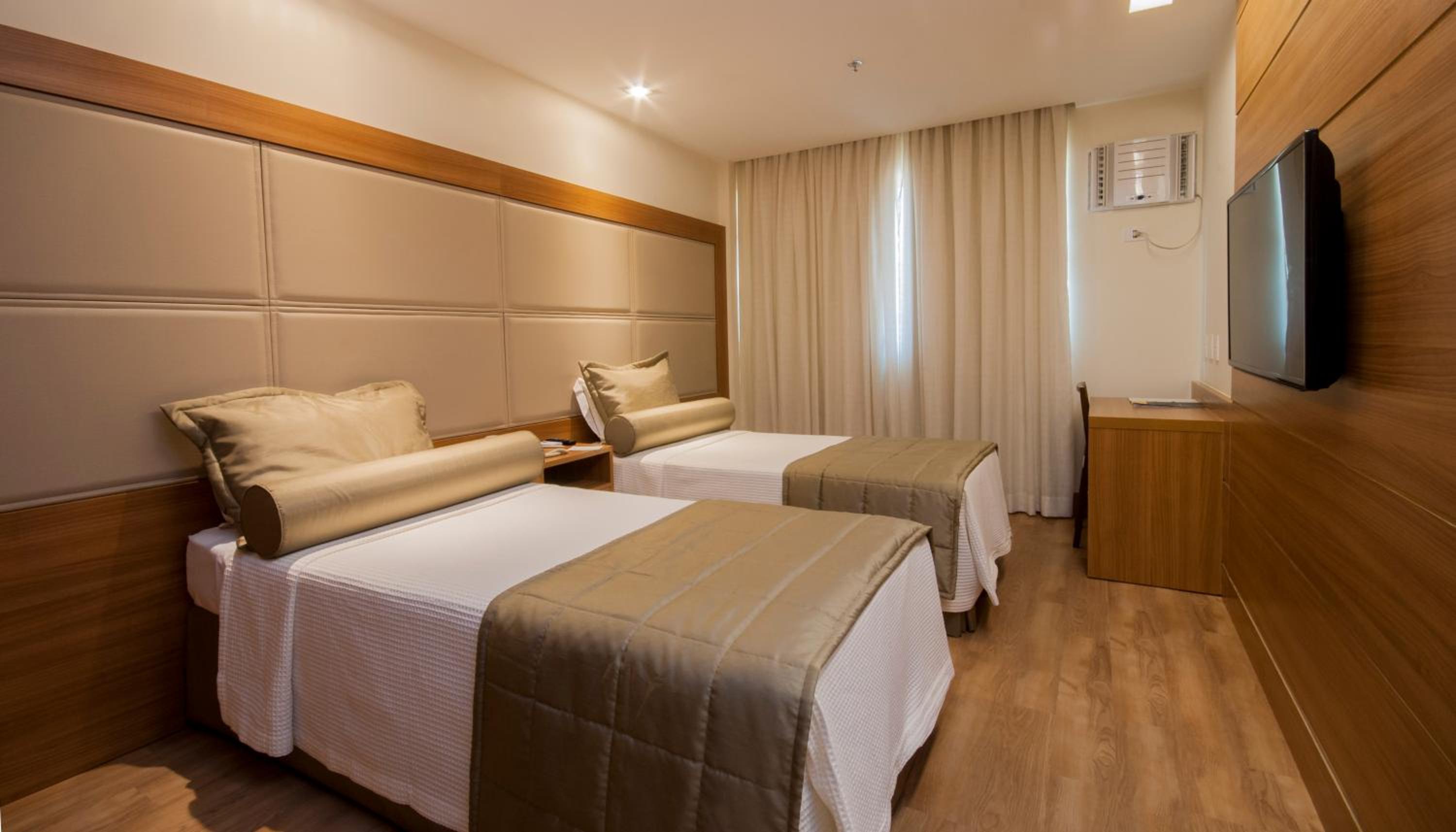Deluxe Double or Twin Room - Photo 2
