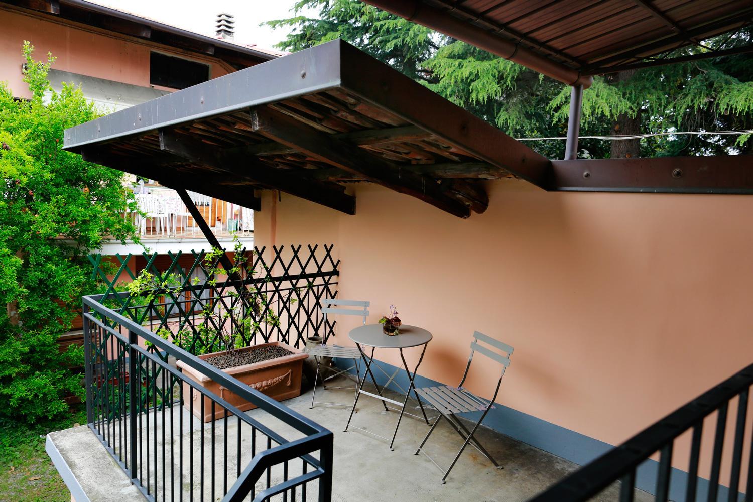 Apartment with Terrace - Photo 11