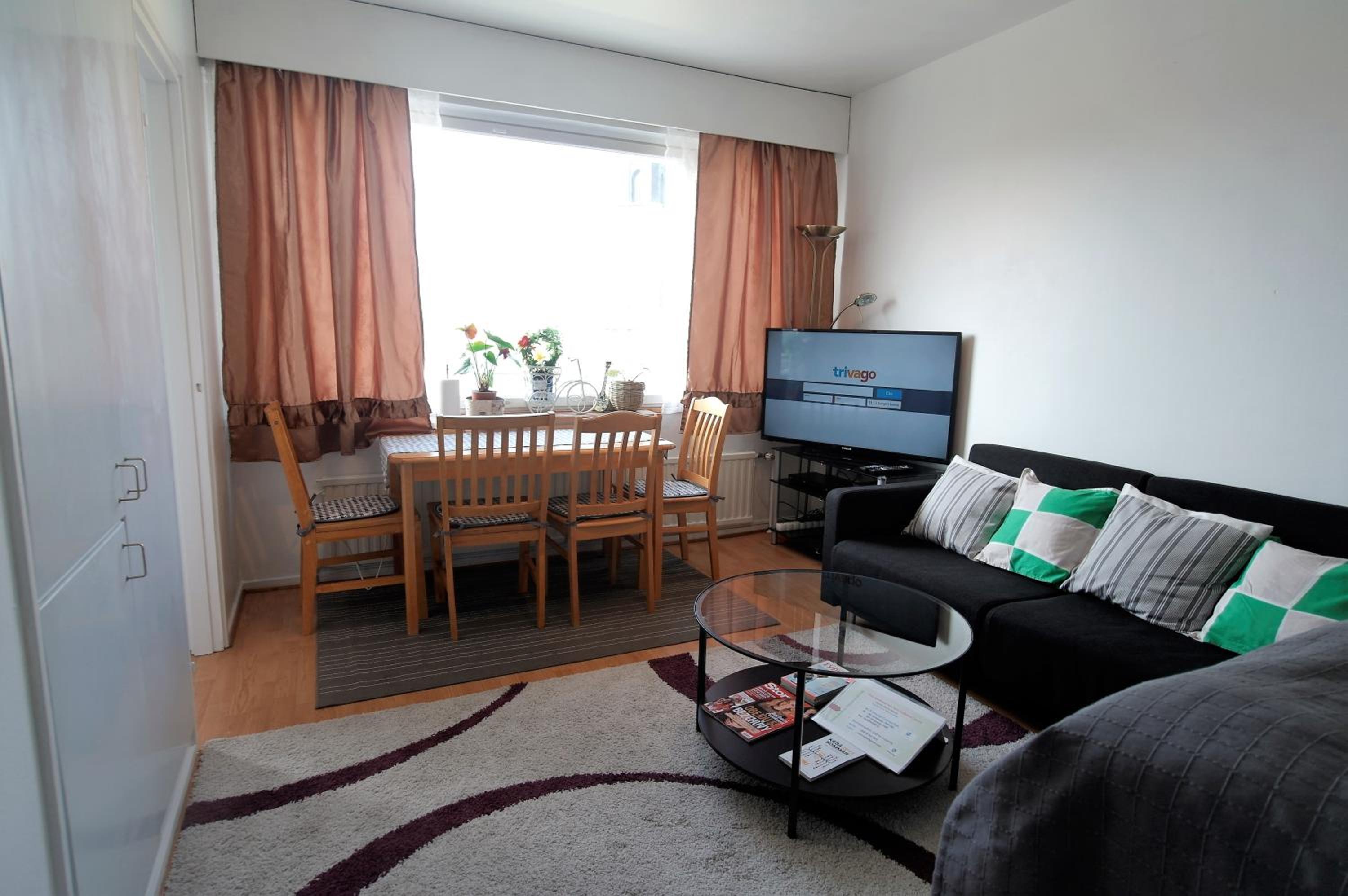 Studio Apartment - Photo 16