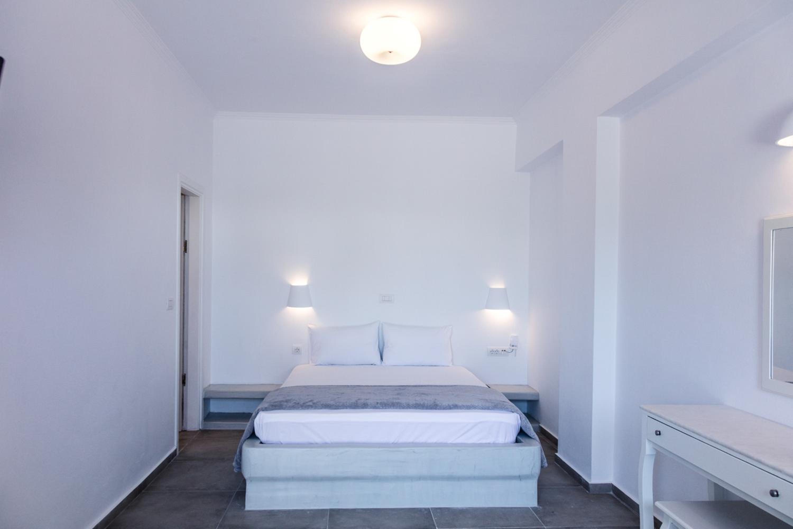 Standard Room with Garden View