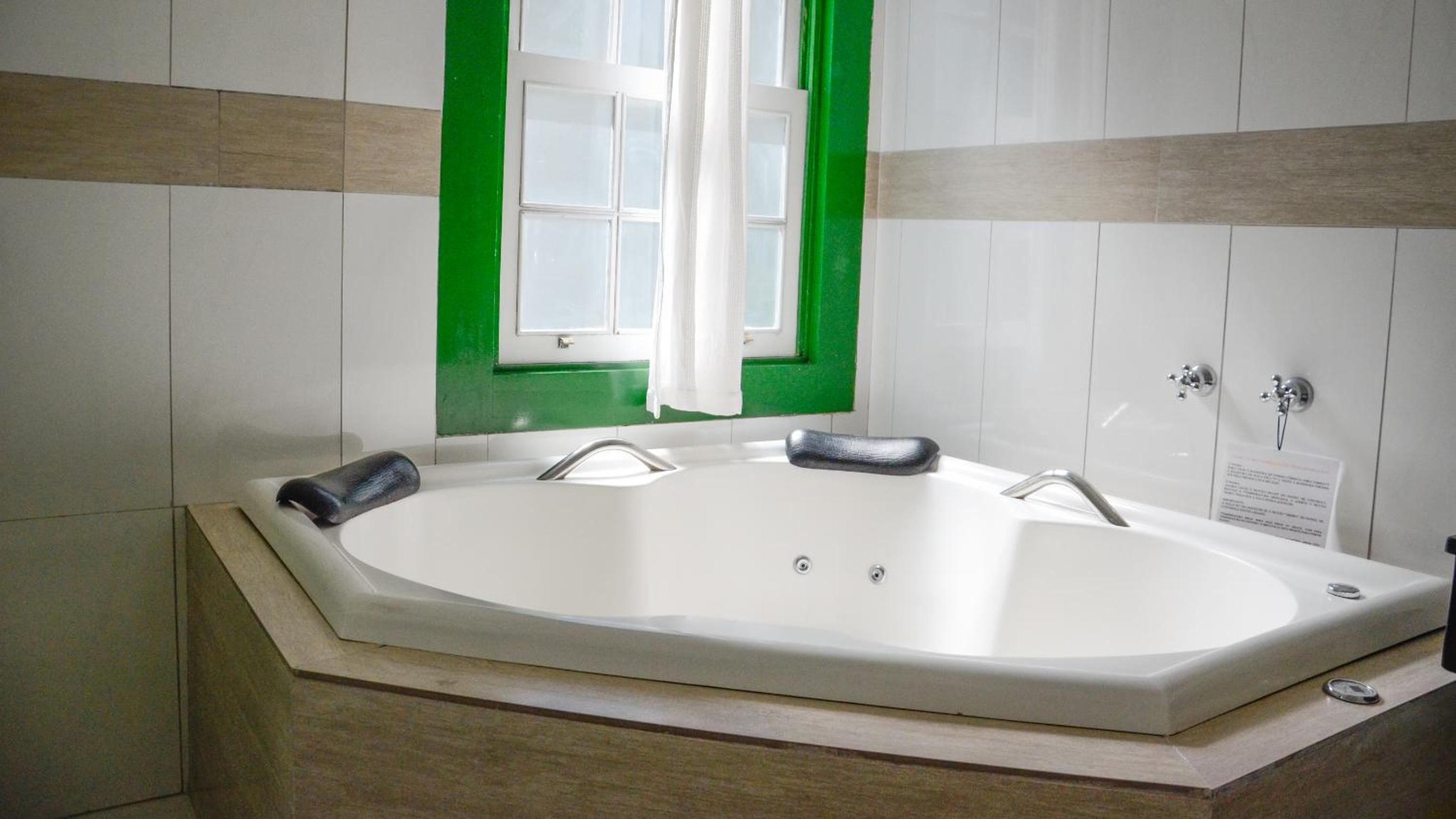Classic Suite - Photo 21