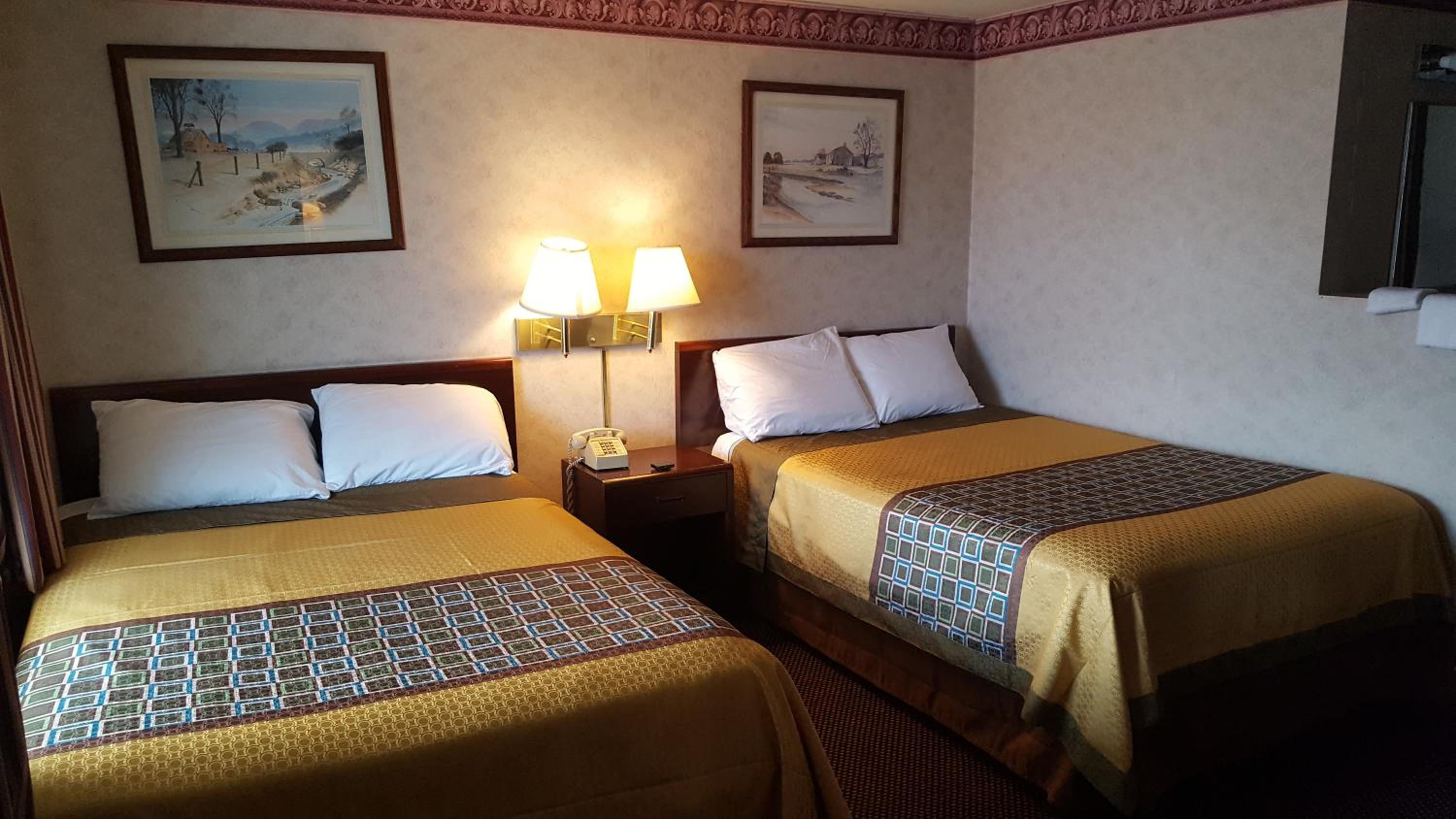 Double Room with Two Double Beds - Non-Smoking