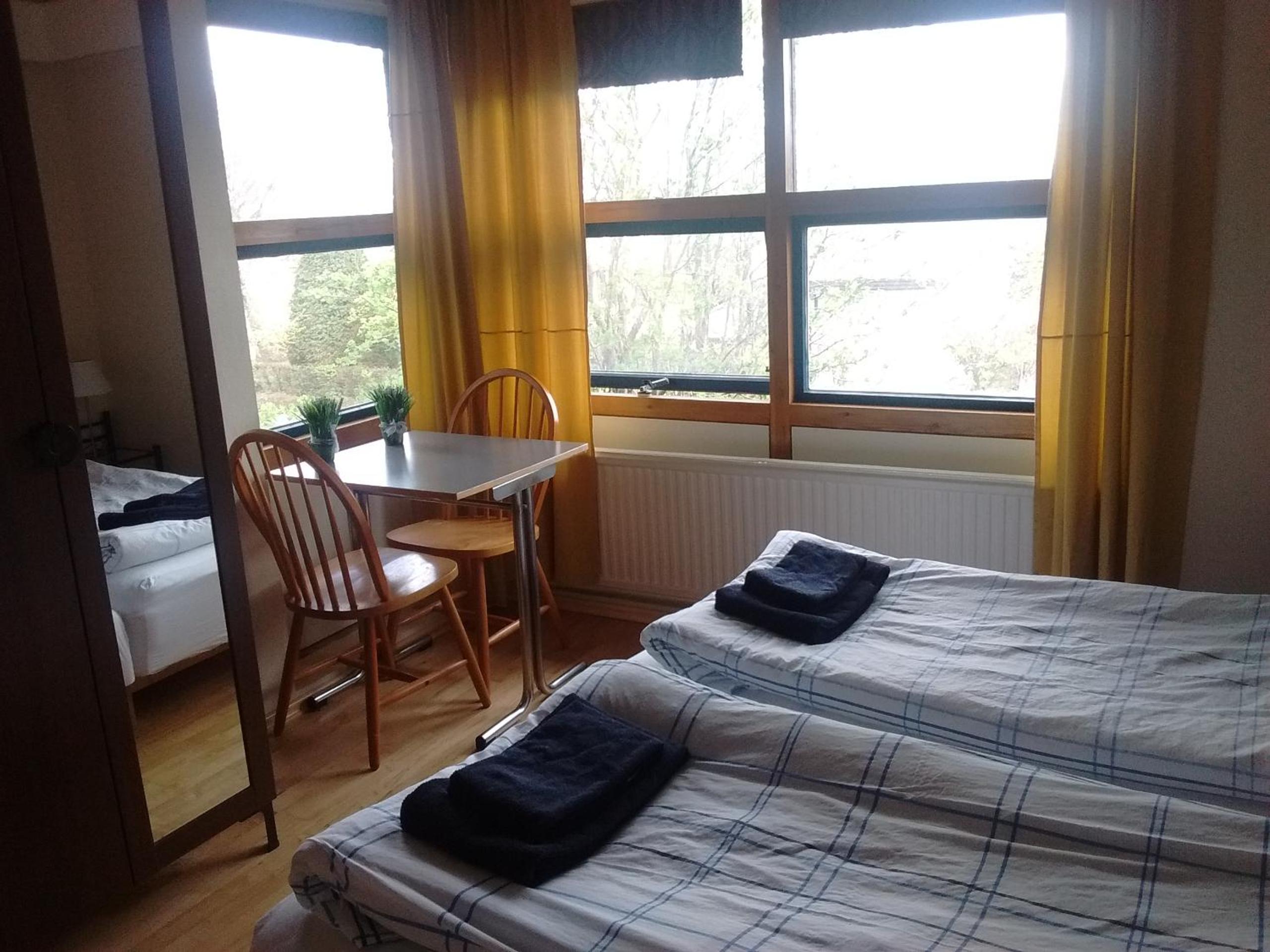 Standard Double Or Twin Room - Photo 8