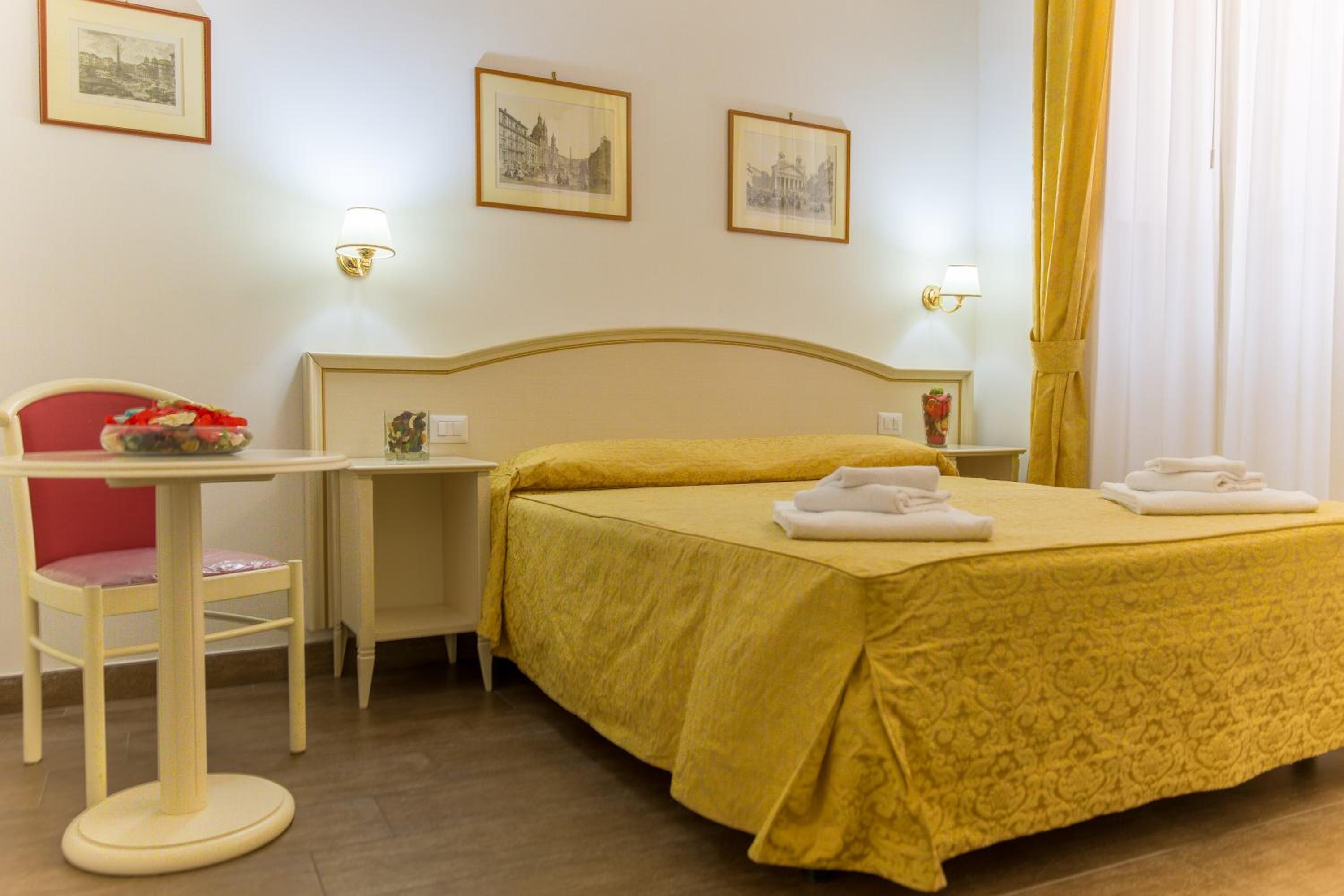 Triple Room photo 2