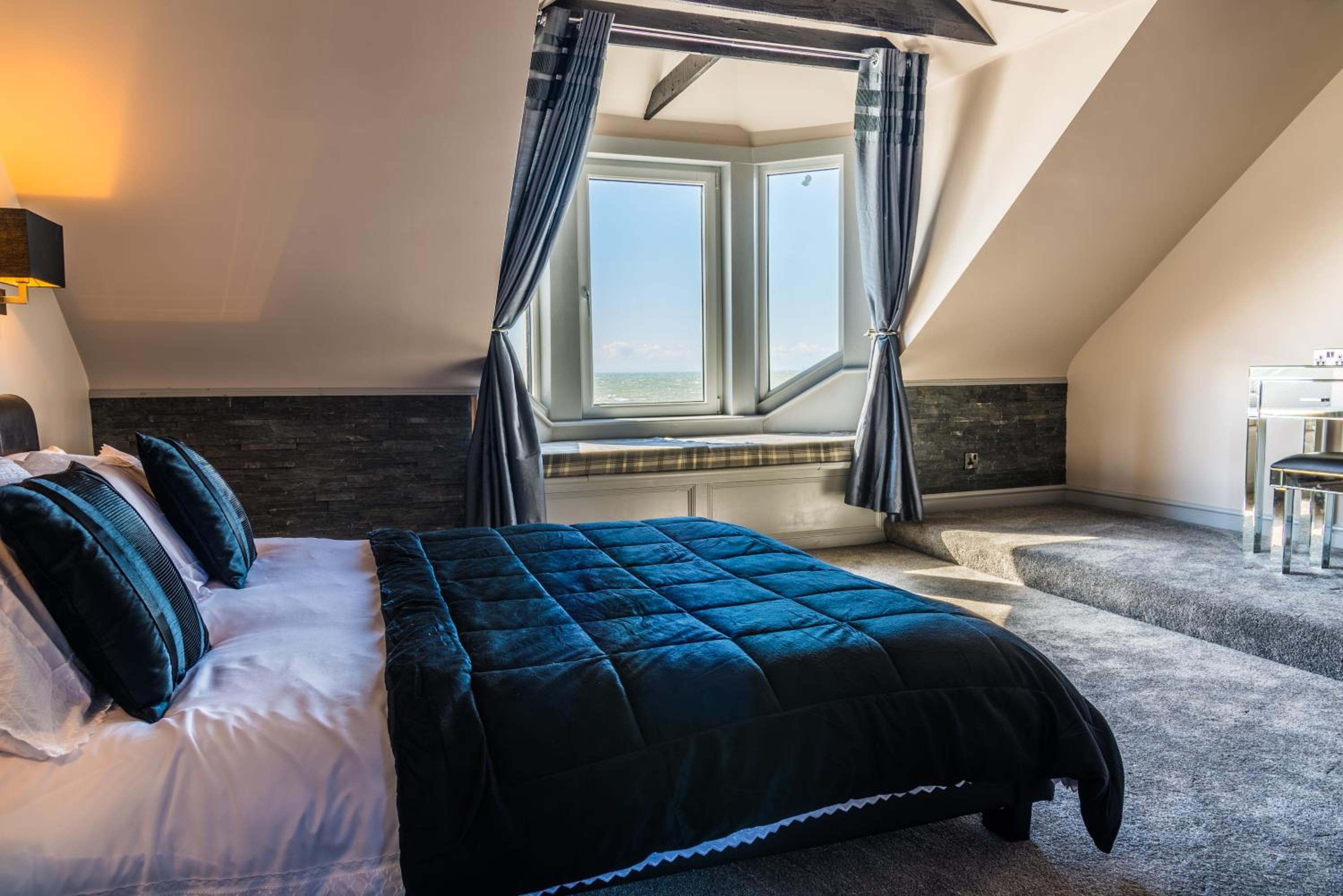 Deluxe Double Room with Sea View