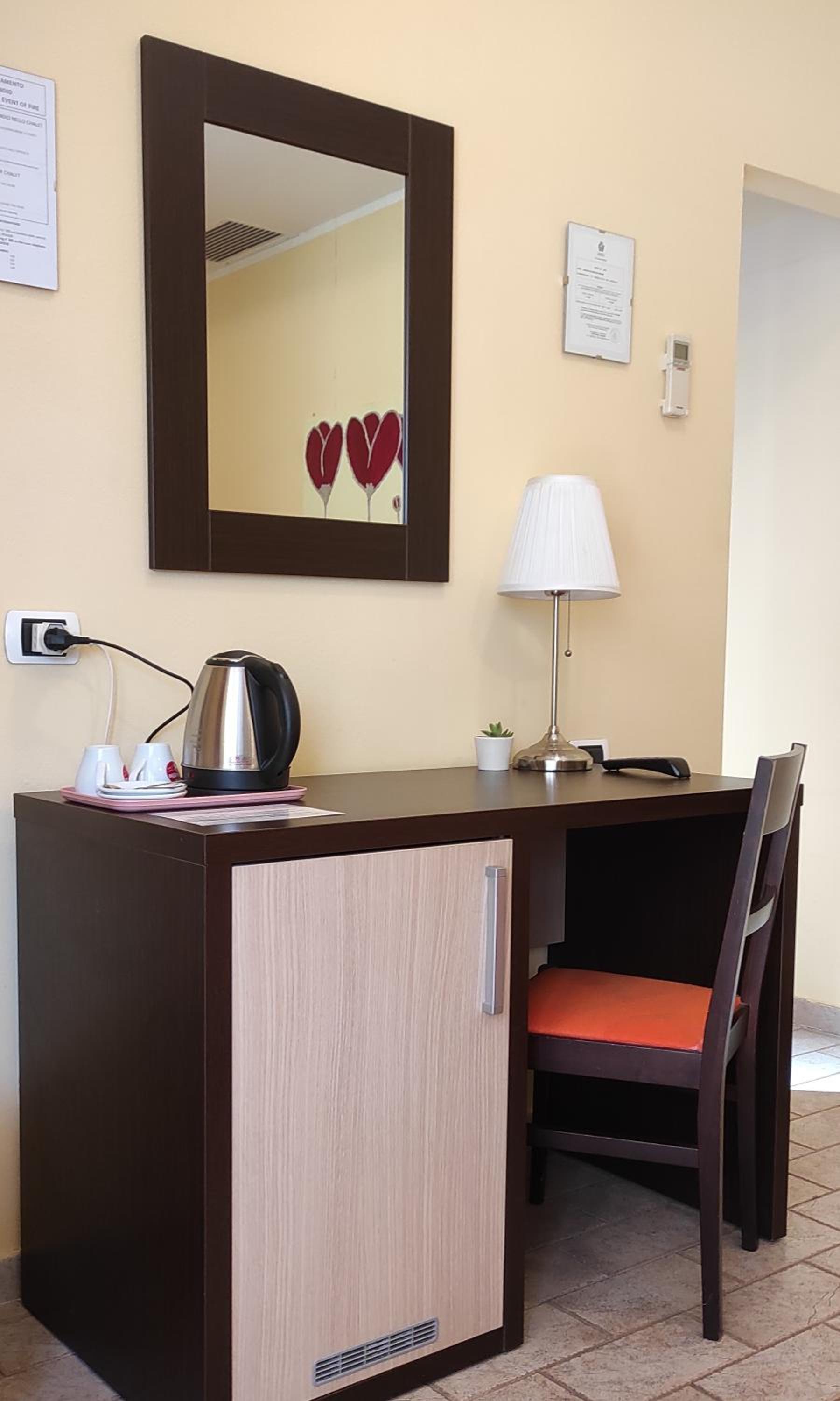 Superior Triple Room, photo 6