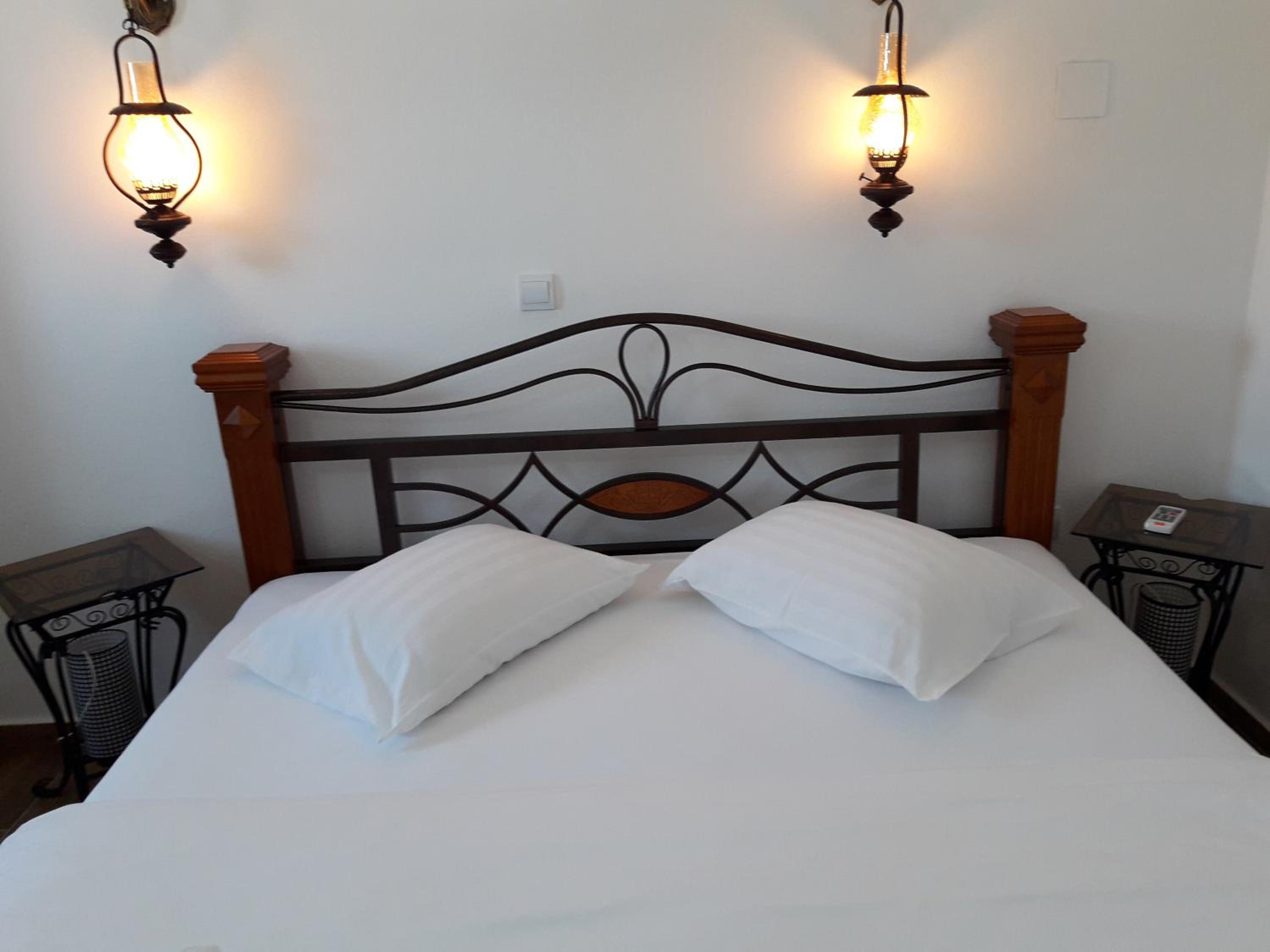 Deluxe Two-Bedroom Apartment with Terrace and Sea View - Photo 23