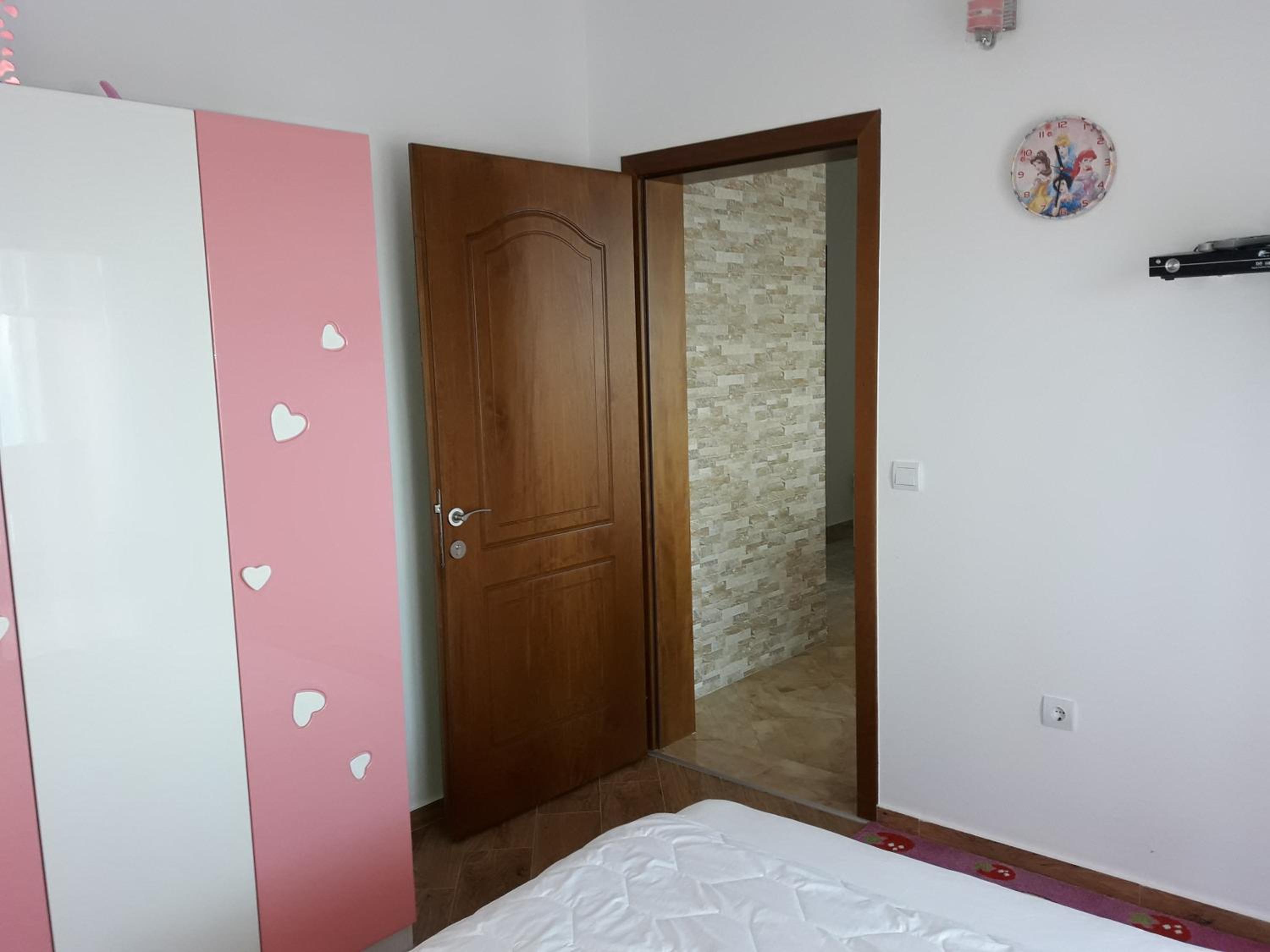 Deluxe Two-Bedroom Apartment with Terrace and Sea View - Photo 20