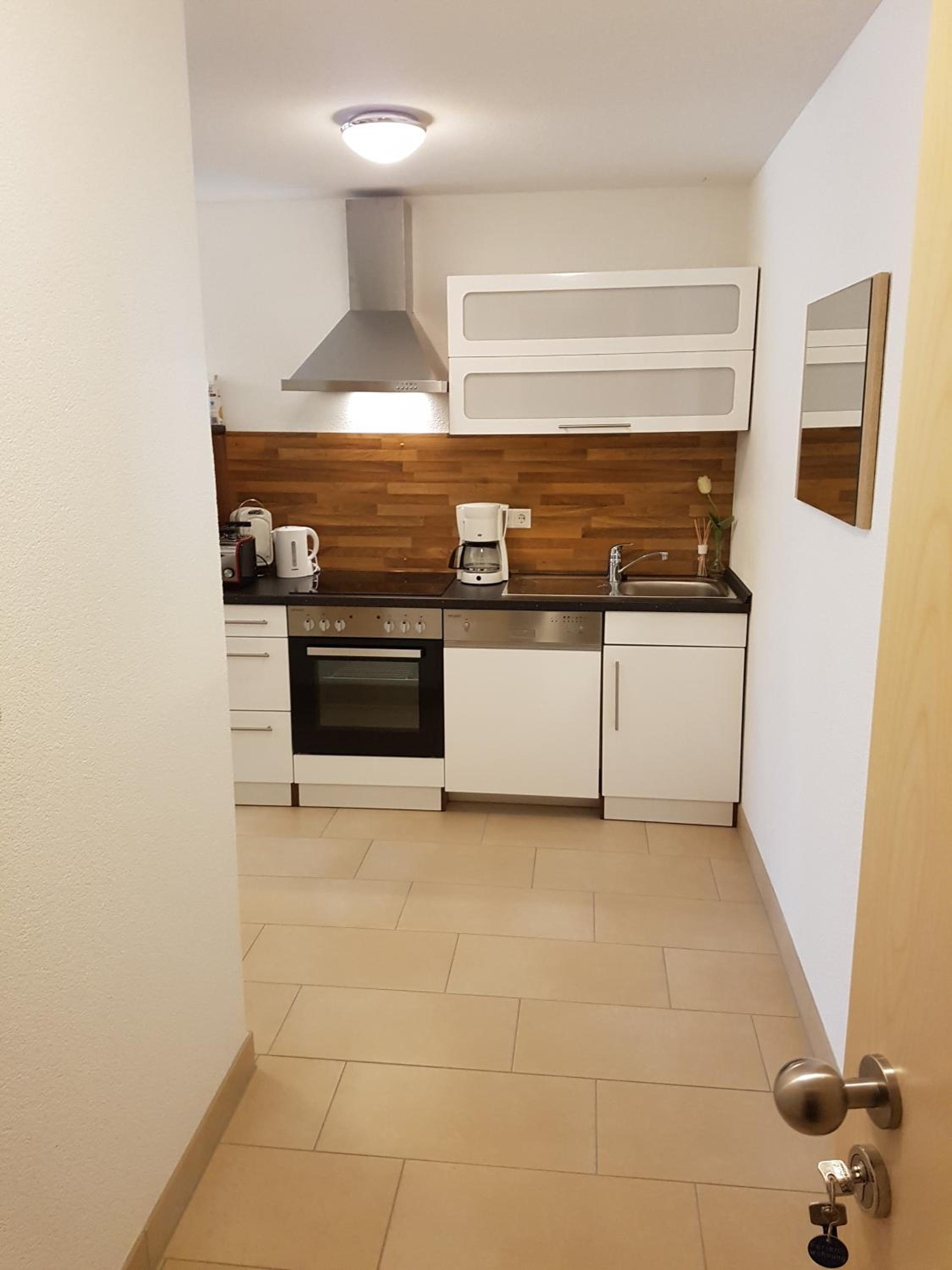 One-Bedroom Apartment - Photo 5