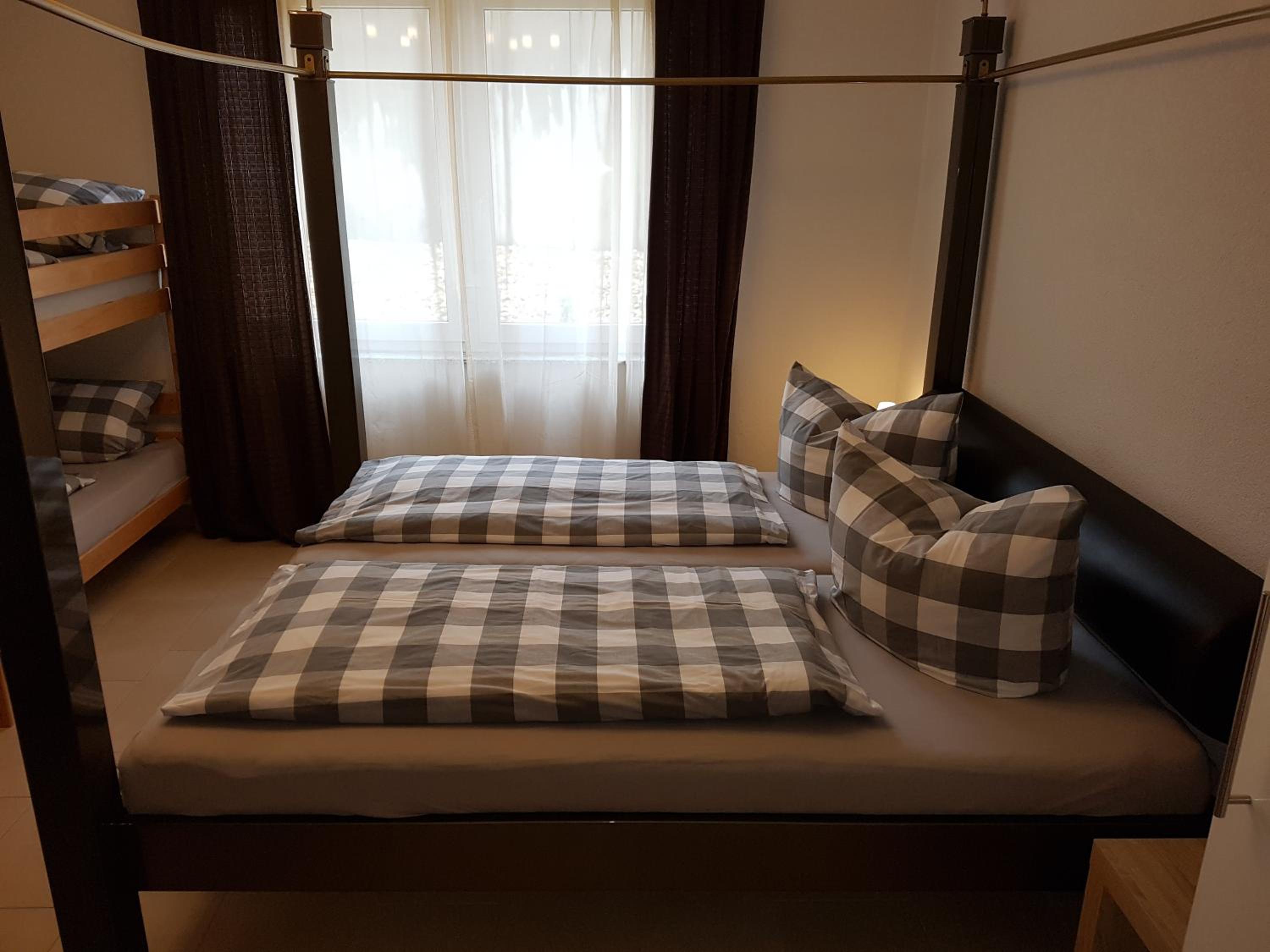 One-Bedroom Apartment - Photo 18