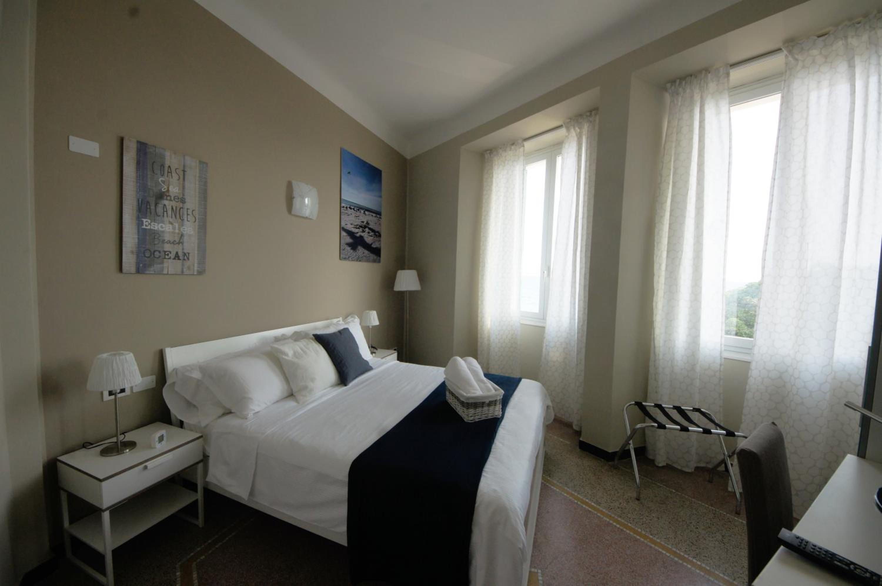 Superior King Room photo 1