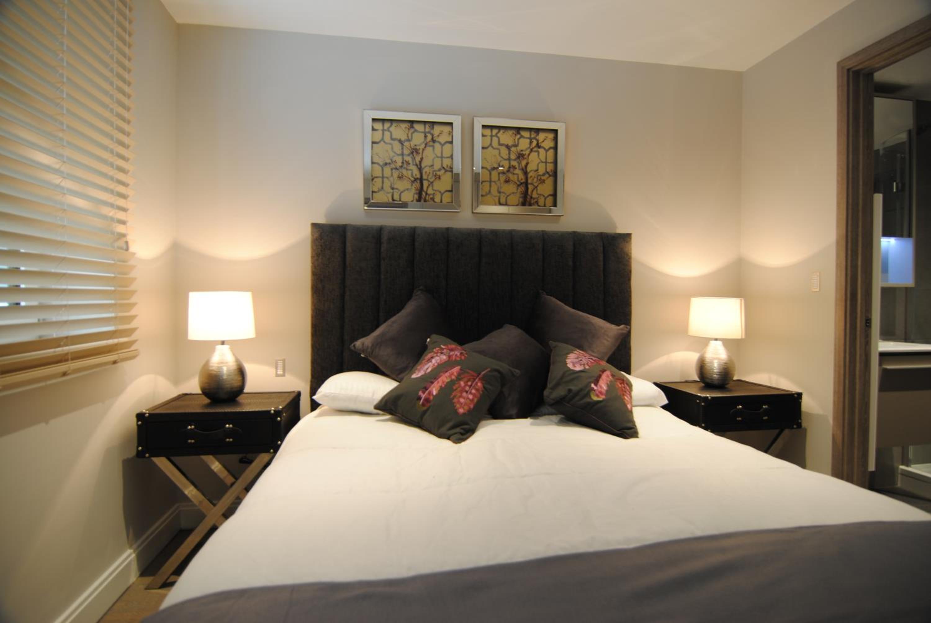 Two-Bedroom House photo 2