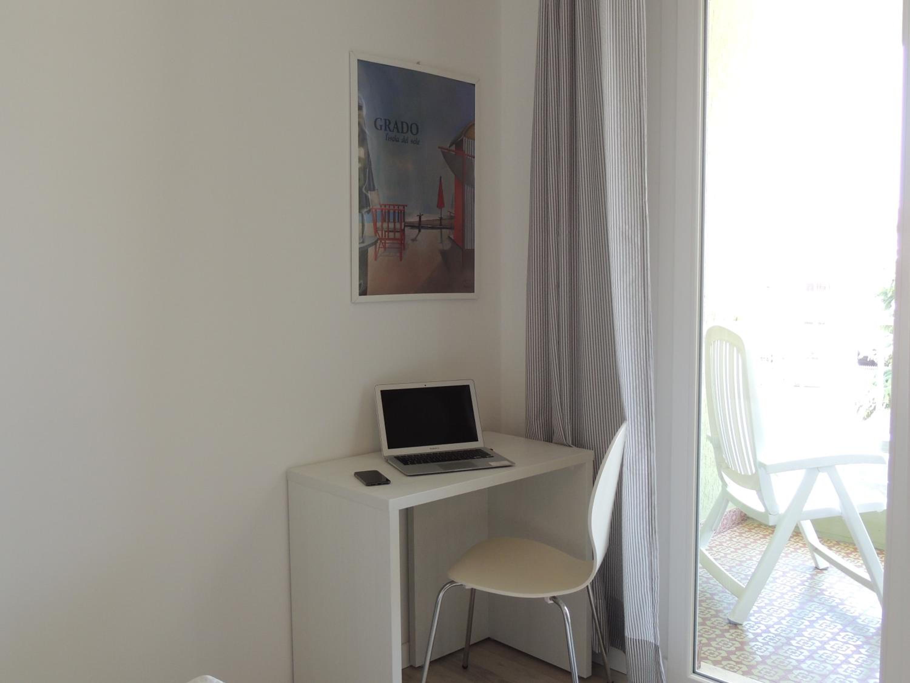 Double or Twin Room photo 3