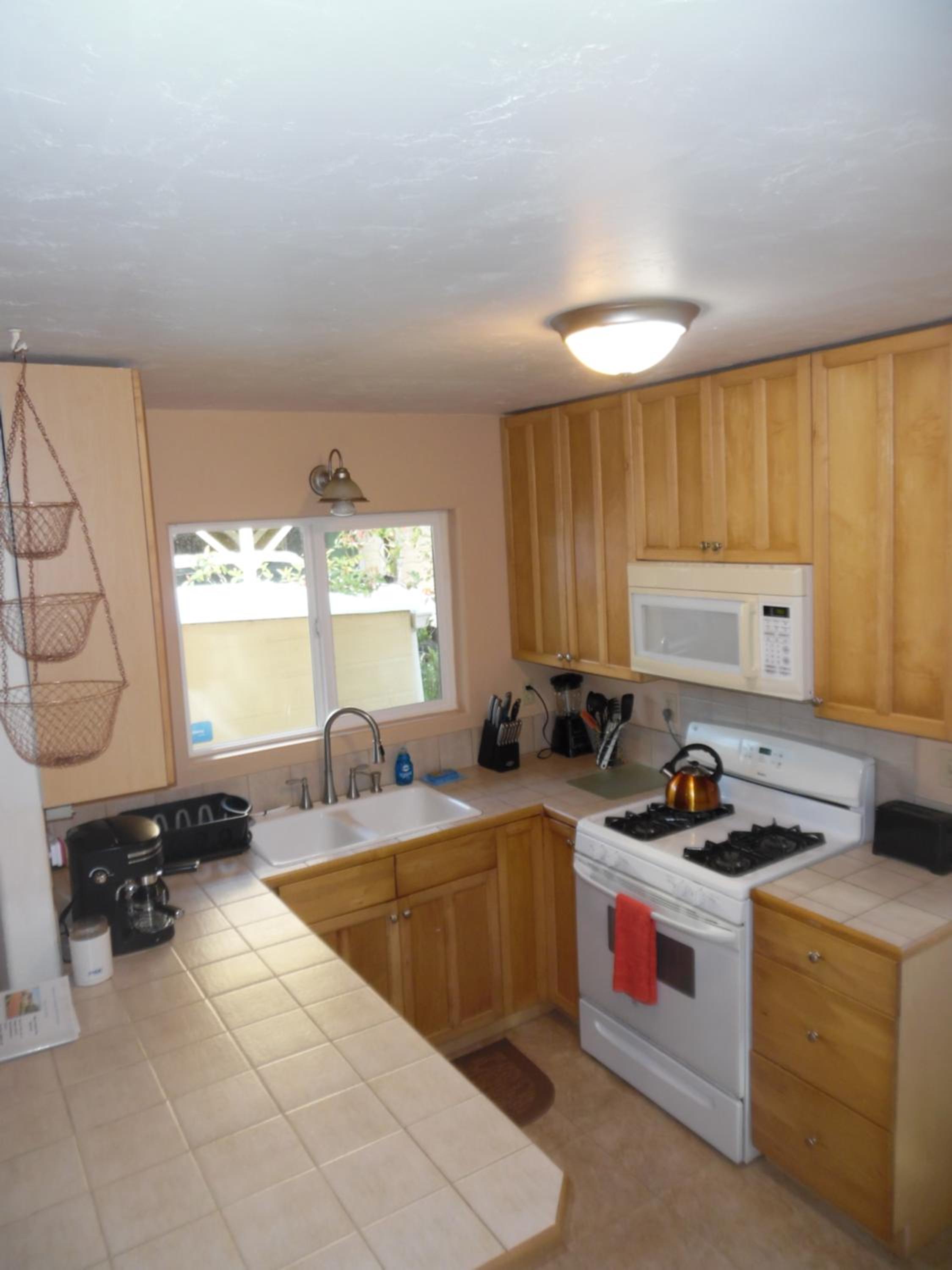 Two-Bedroom House photo 3