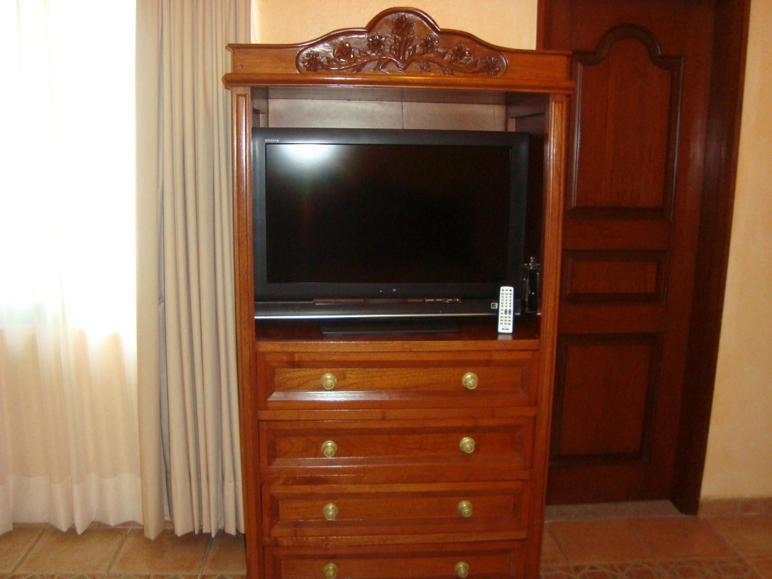 Suite - Photo 9