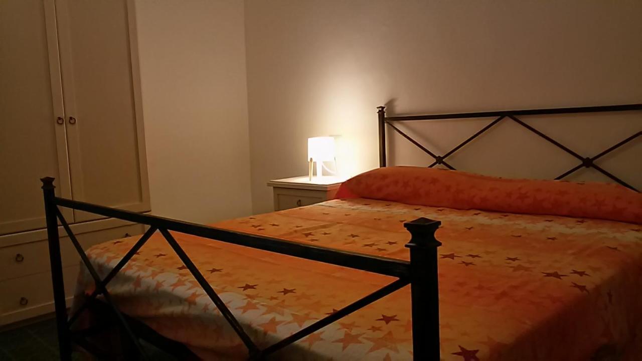 Two-Bedroom House - Photo 29