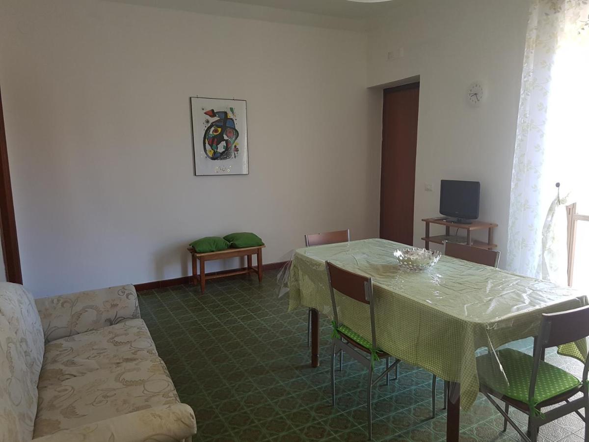 Two-Bedroom House - Photo 28