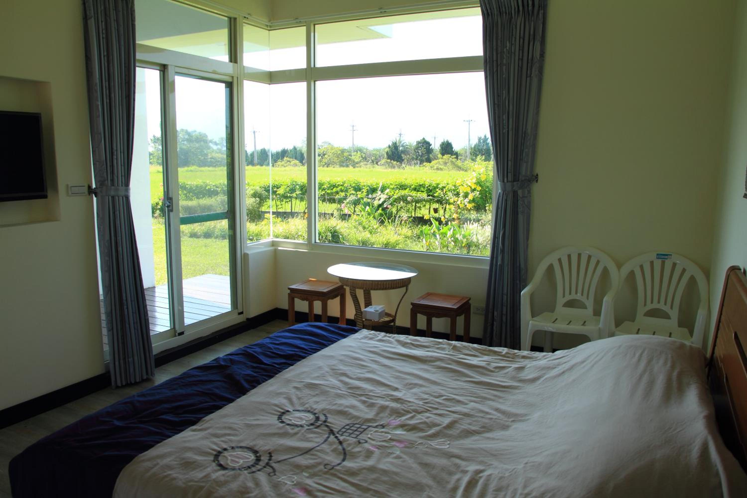 Large Double Room photo 1