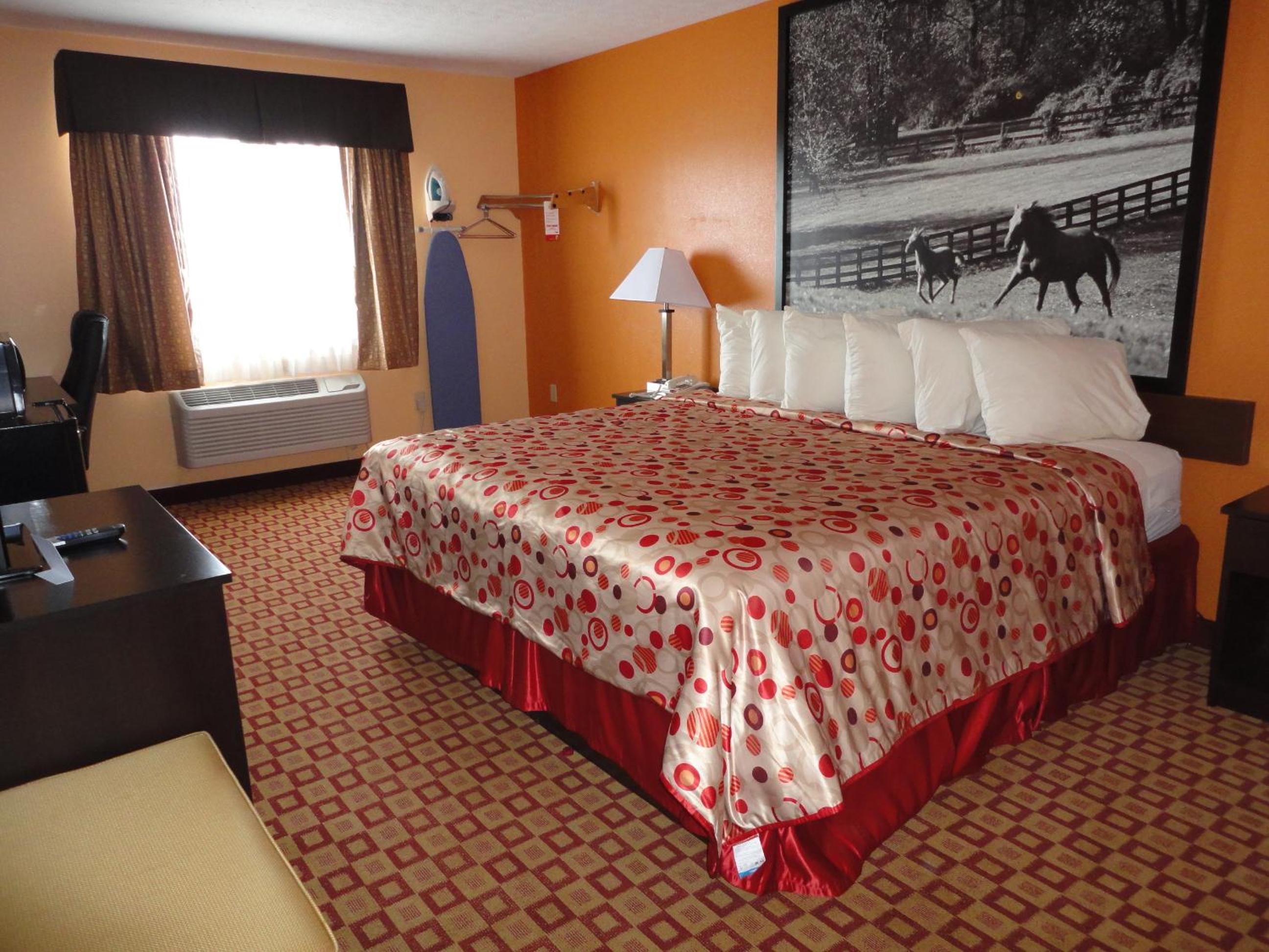 King Room - Mobility Access/Non-Smoking - Photo 1