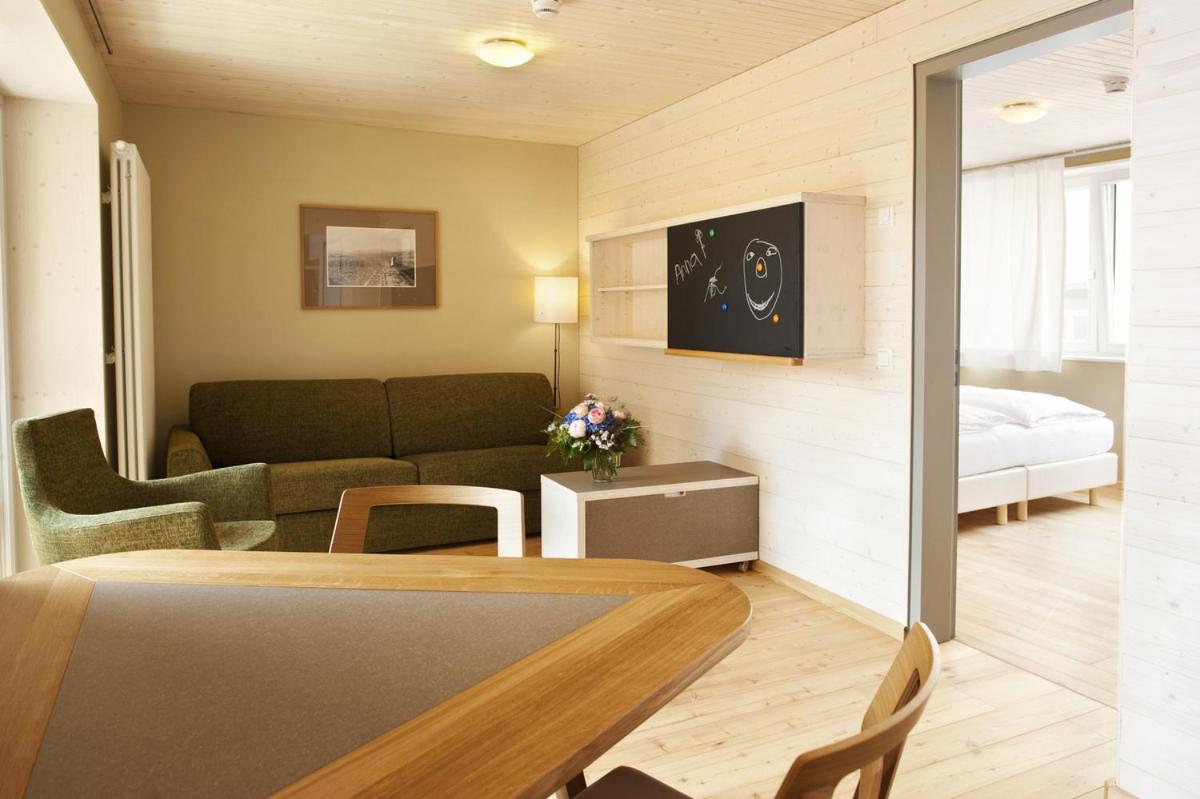 One-Bedroom Apartment (2 - 4 Adults) - Photo 1