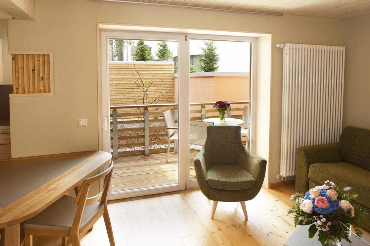 One-Bedroom Apartment (2 - 4 Adults) - Photo 5