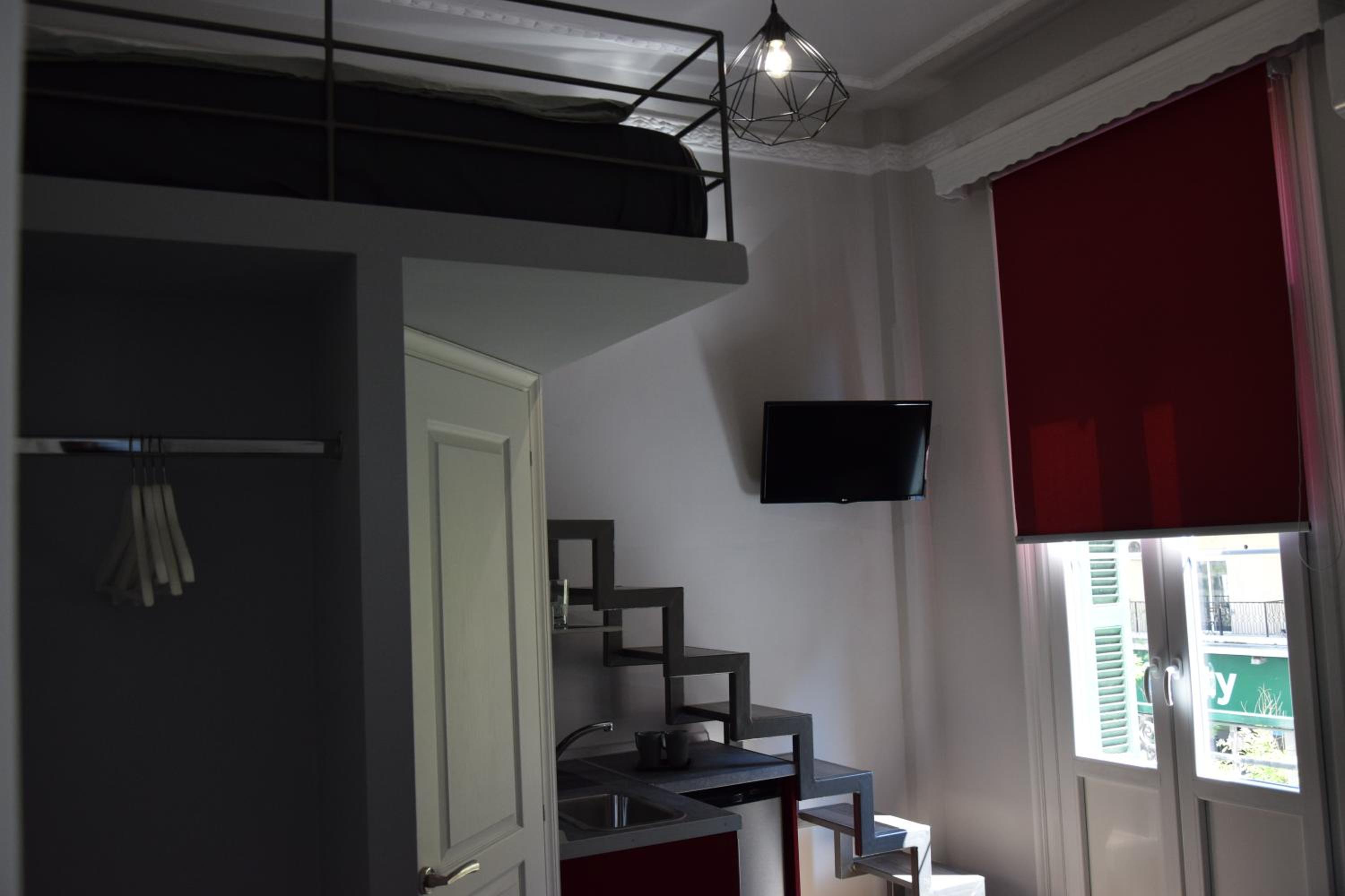 Studio Apartment 1