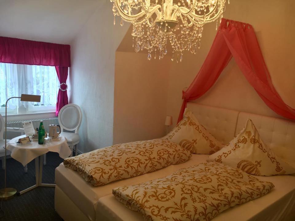 Double Room - Photo 4