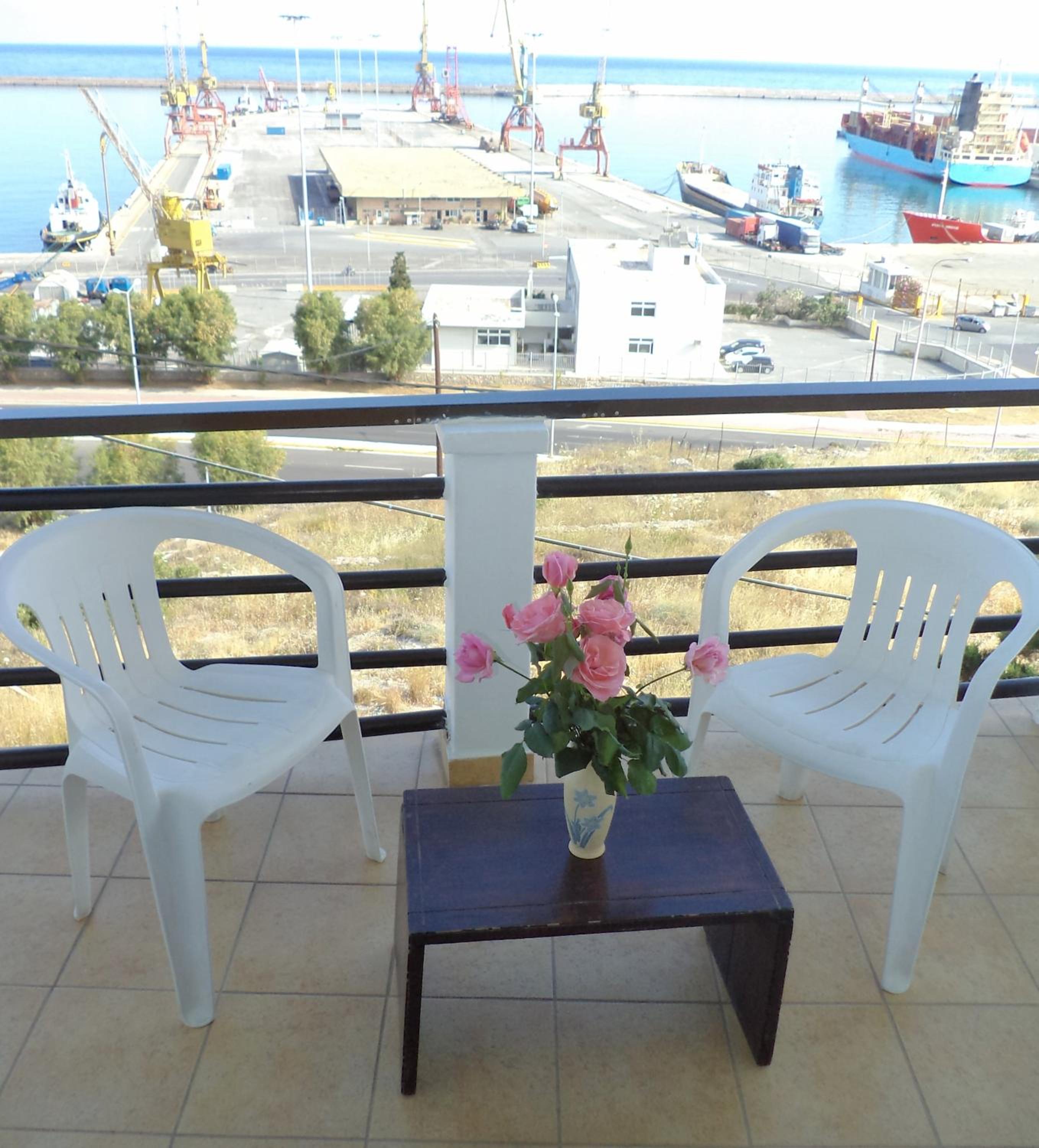 Double or Twin Room - Photo 10