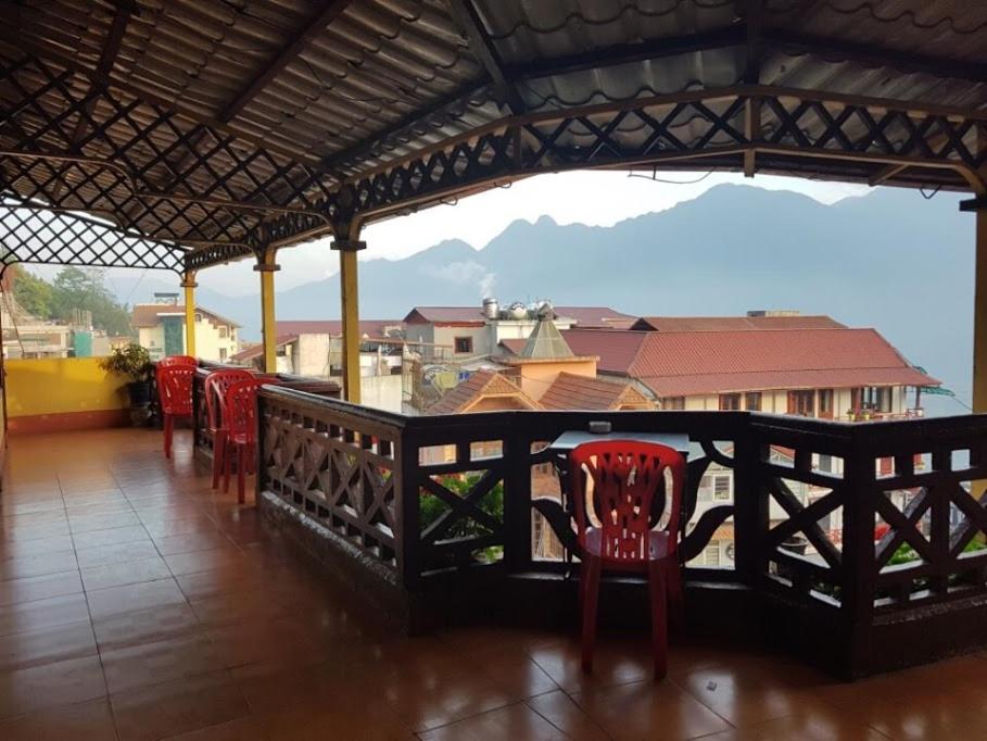 Standard Twin Room with Balcony