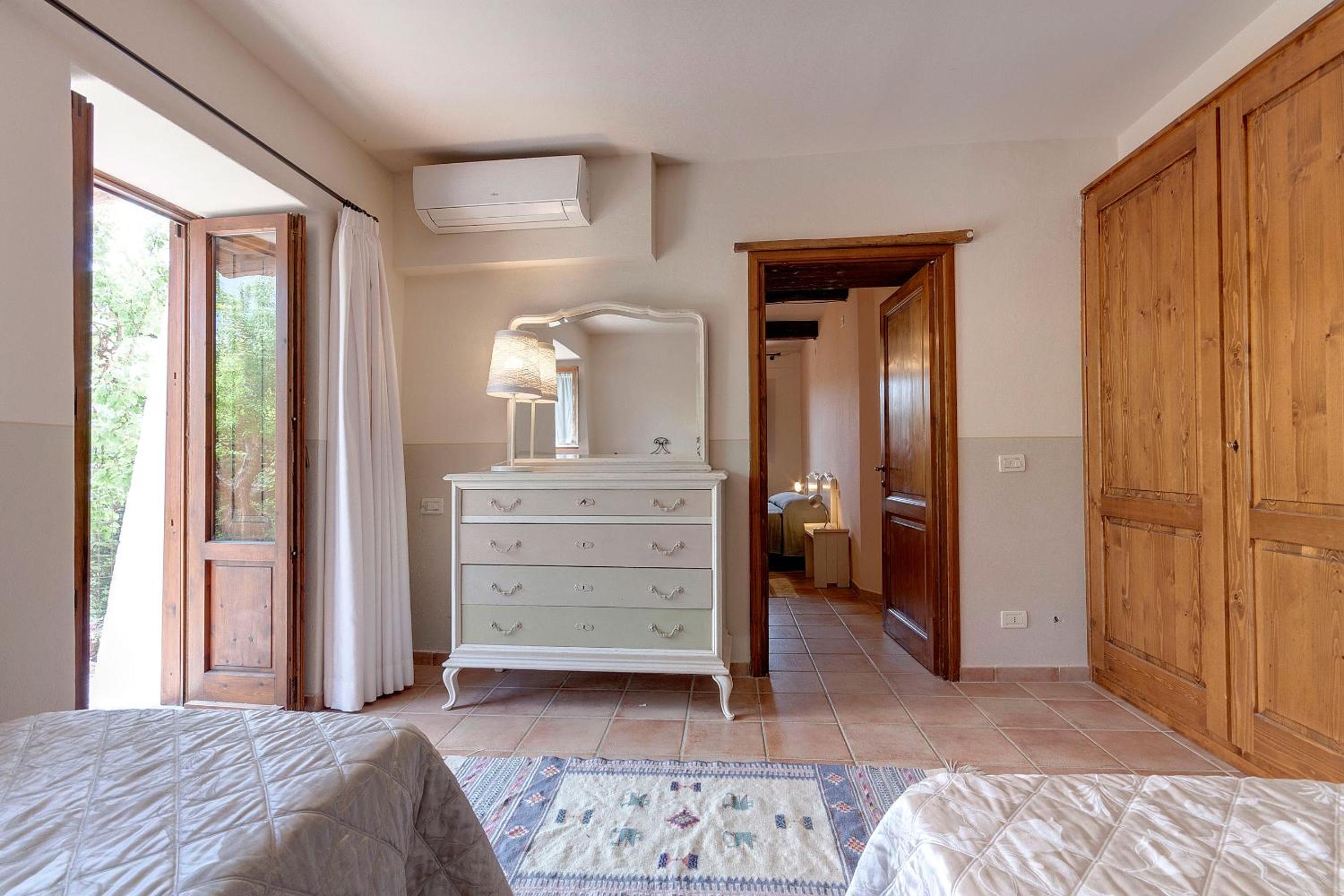 Three-Bedroom Apartment (7 Adults) photo 1