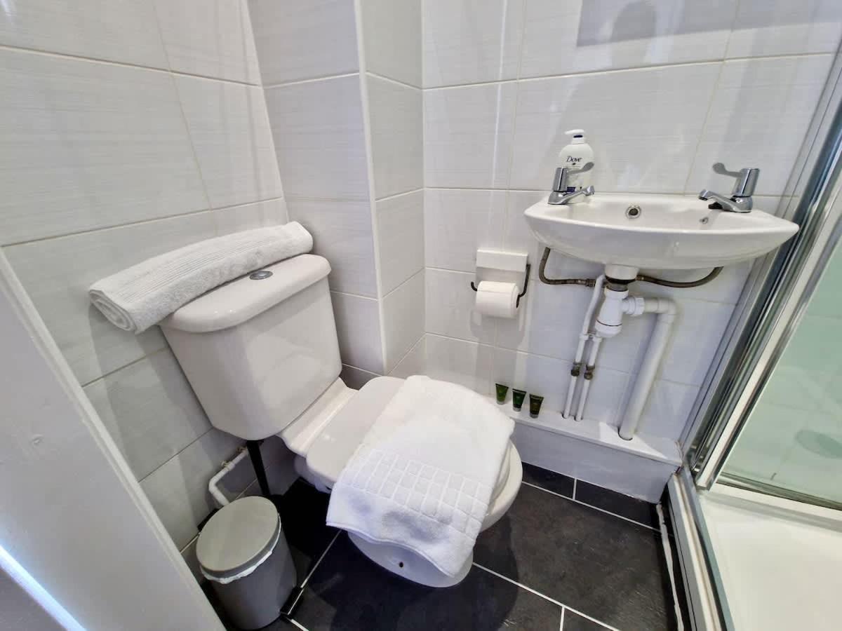 Single Room with Bathroom