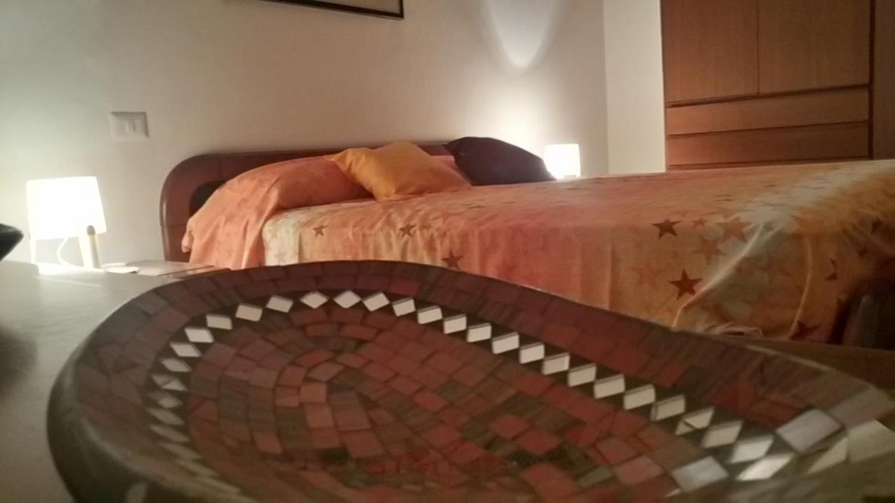 Two-Bedroom House - Photo 27